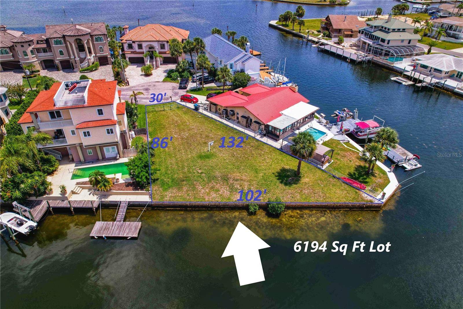 Hernando Beach, FL 34607,3067 GULF WINDS CIR