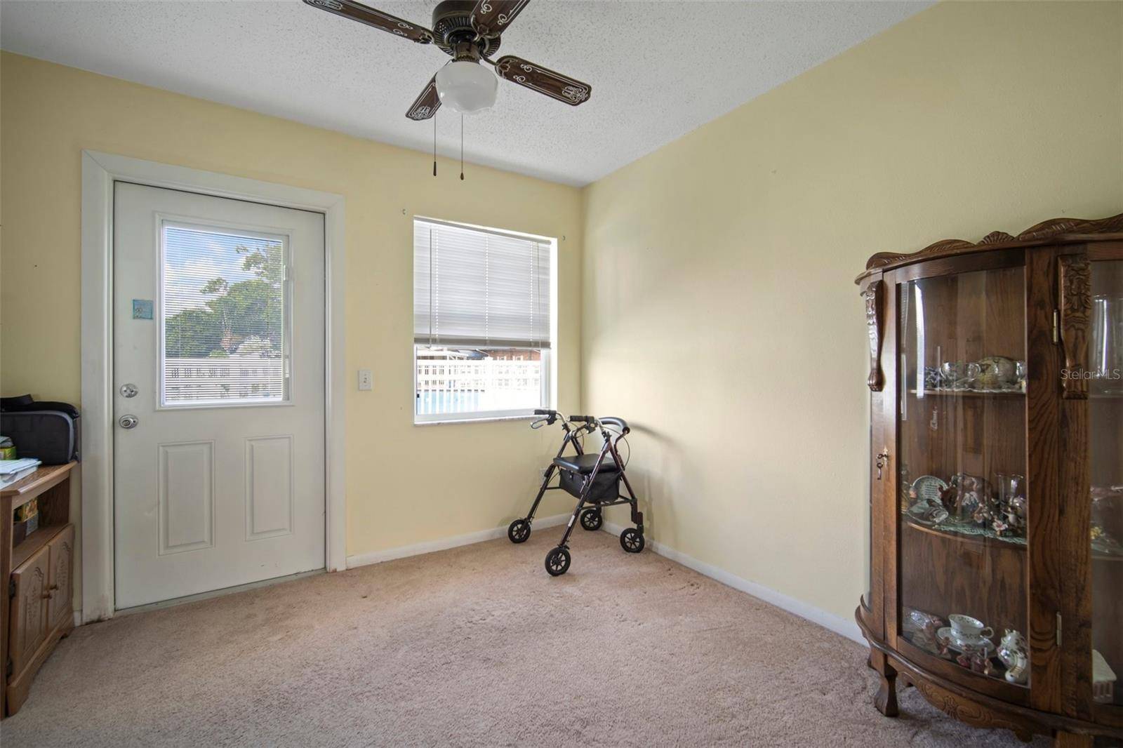 Pinellas Park, FL 33782,9919 DAFFODIL ST N #48