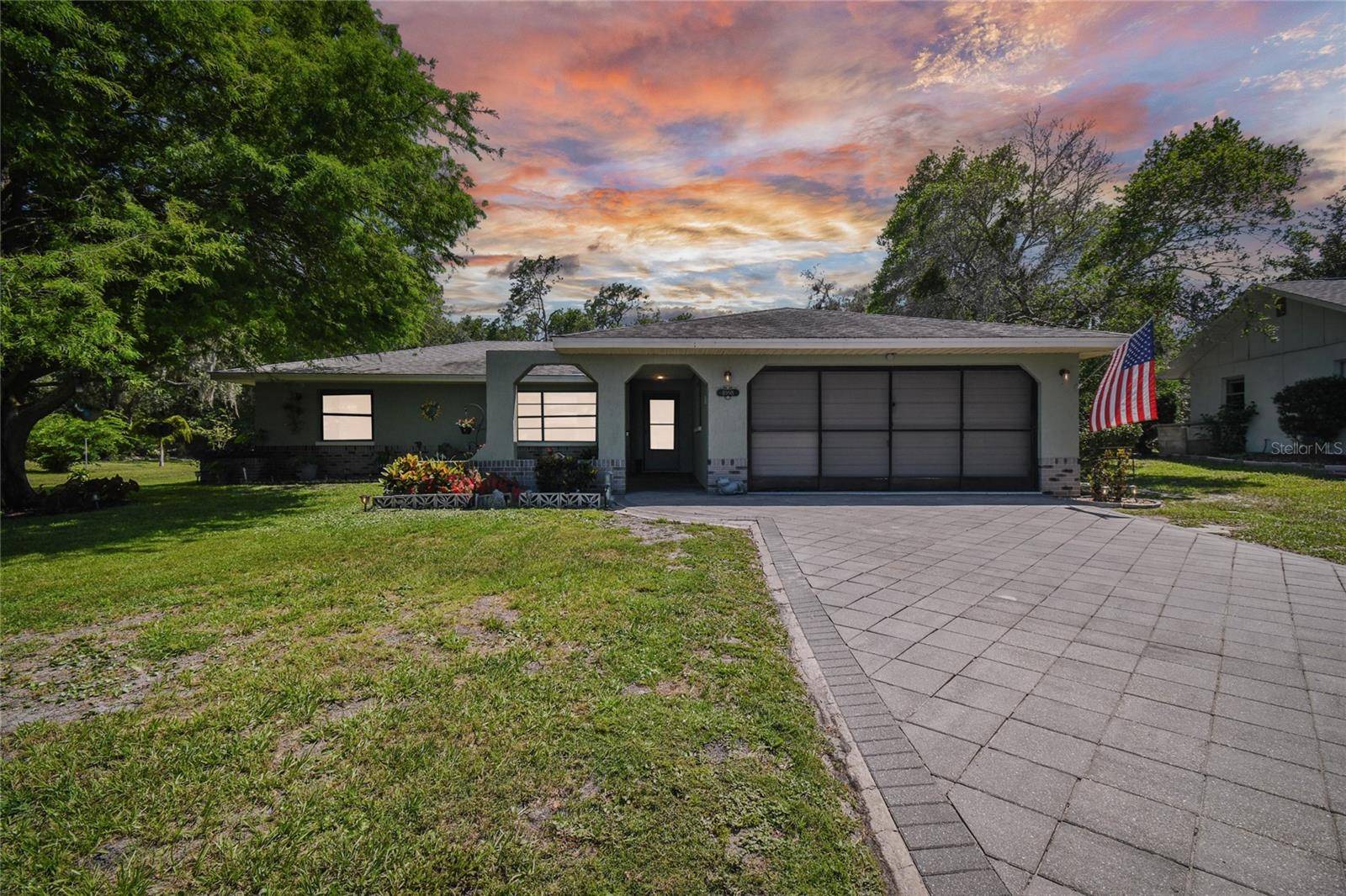 Weeki Wachee, FL 34613,8998 LISMORE CT