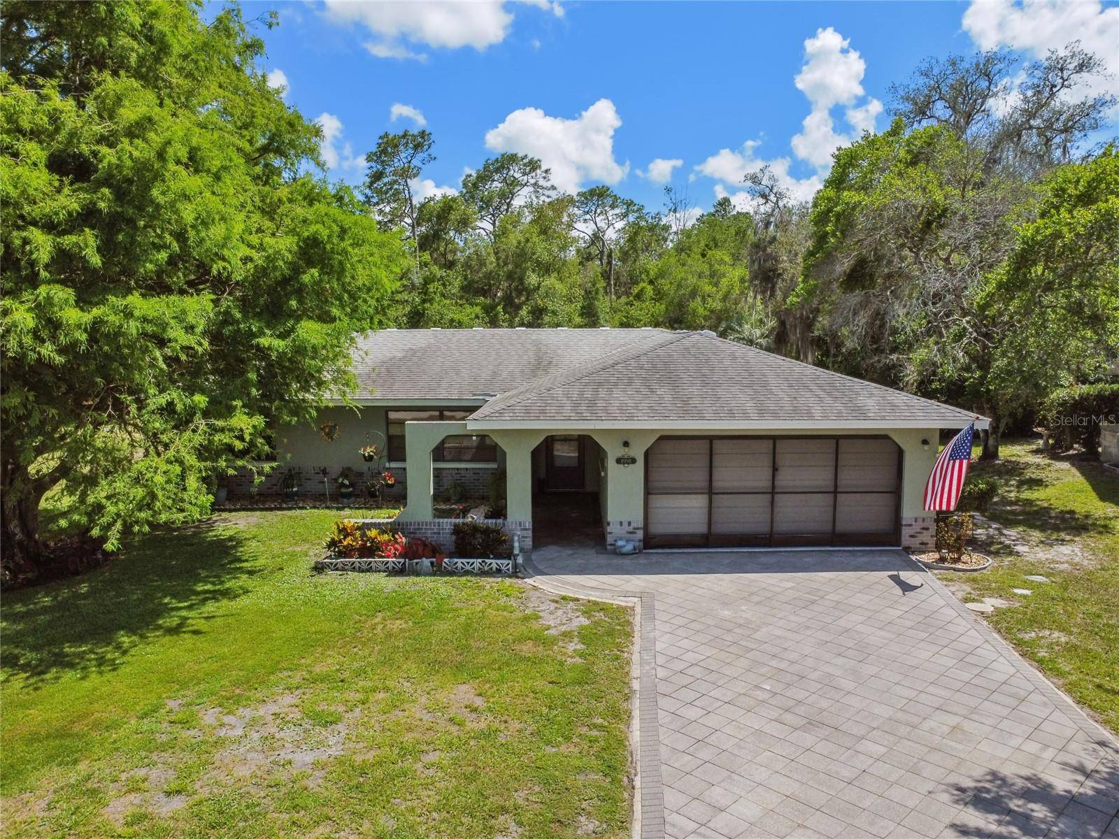 Weeki Wachee, FL 34613,8998 LISMORE CT