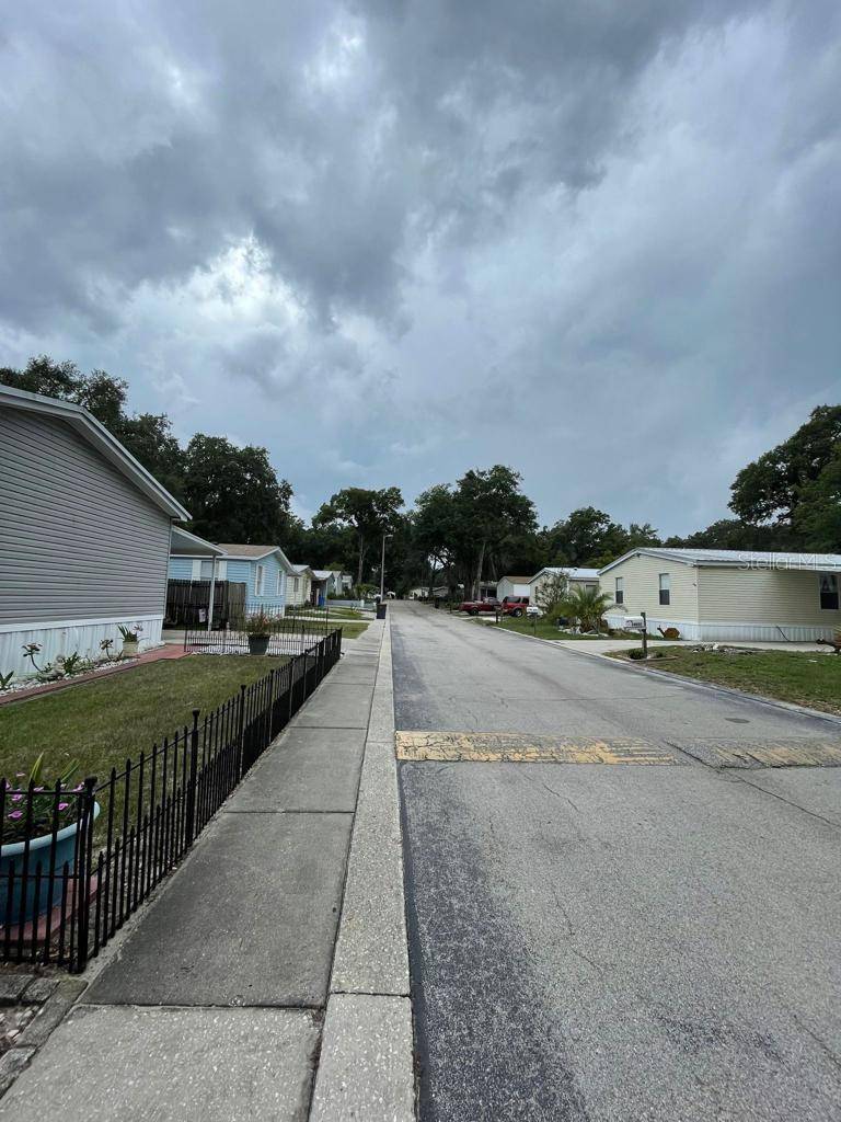 Thonotosassa, FL 33592,10539 BAY HILLS CIR