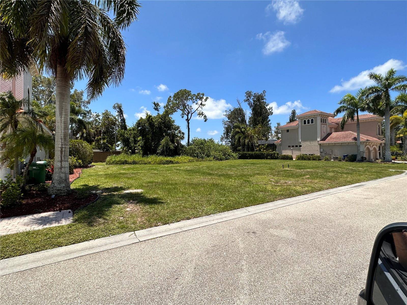 Sarasota, FL 34231,1780 ASSISI DR #3