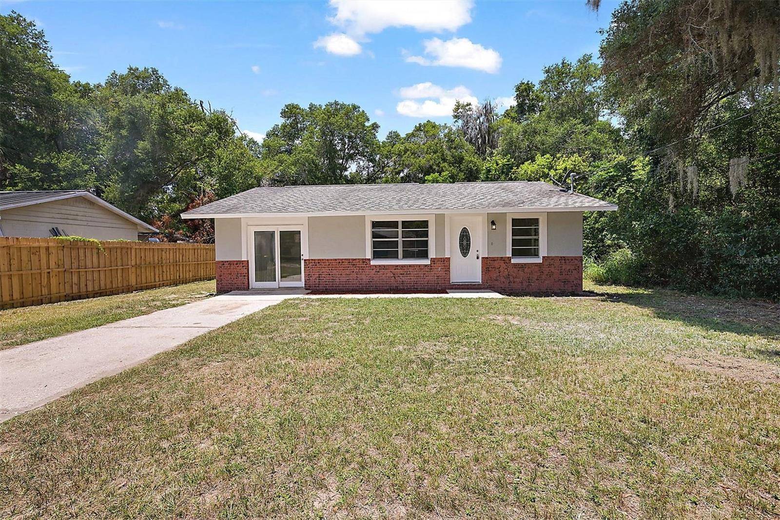 Eustis, FL 32726,620 GOULD ST