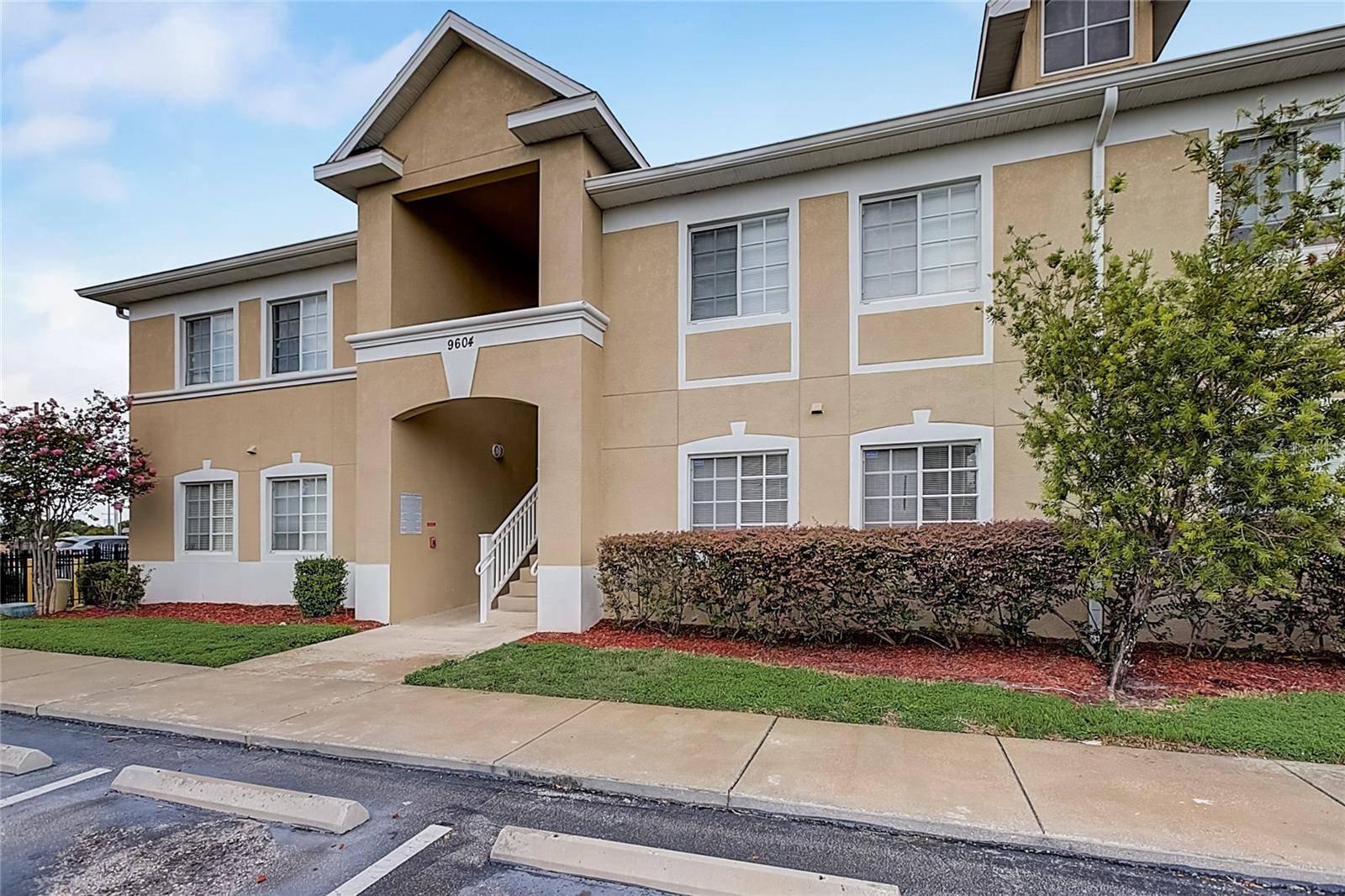 Riverview, FL 33578,9604 SEADALE CT #102