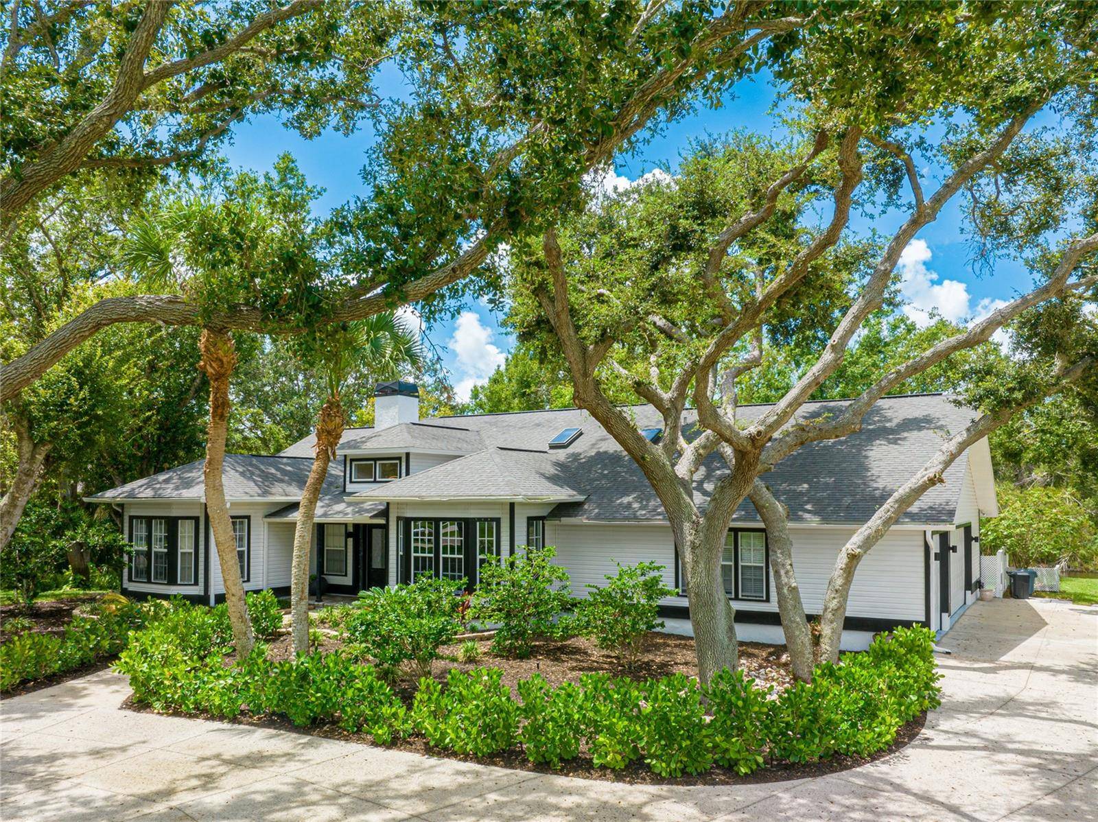 Venice, FL 34292,1325 OAK POINT CT