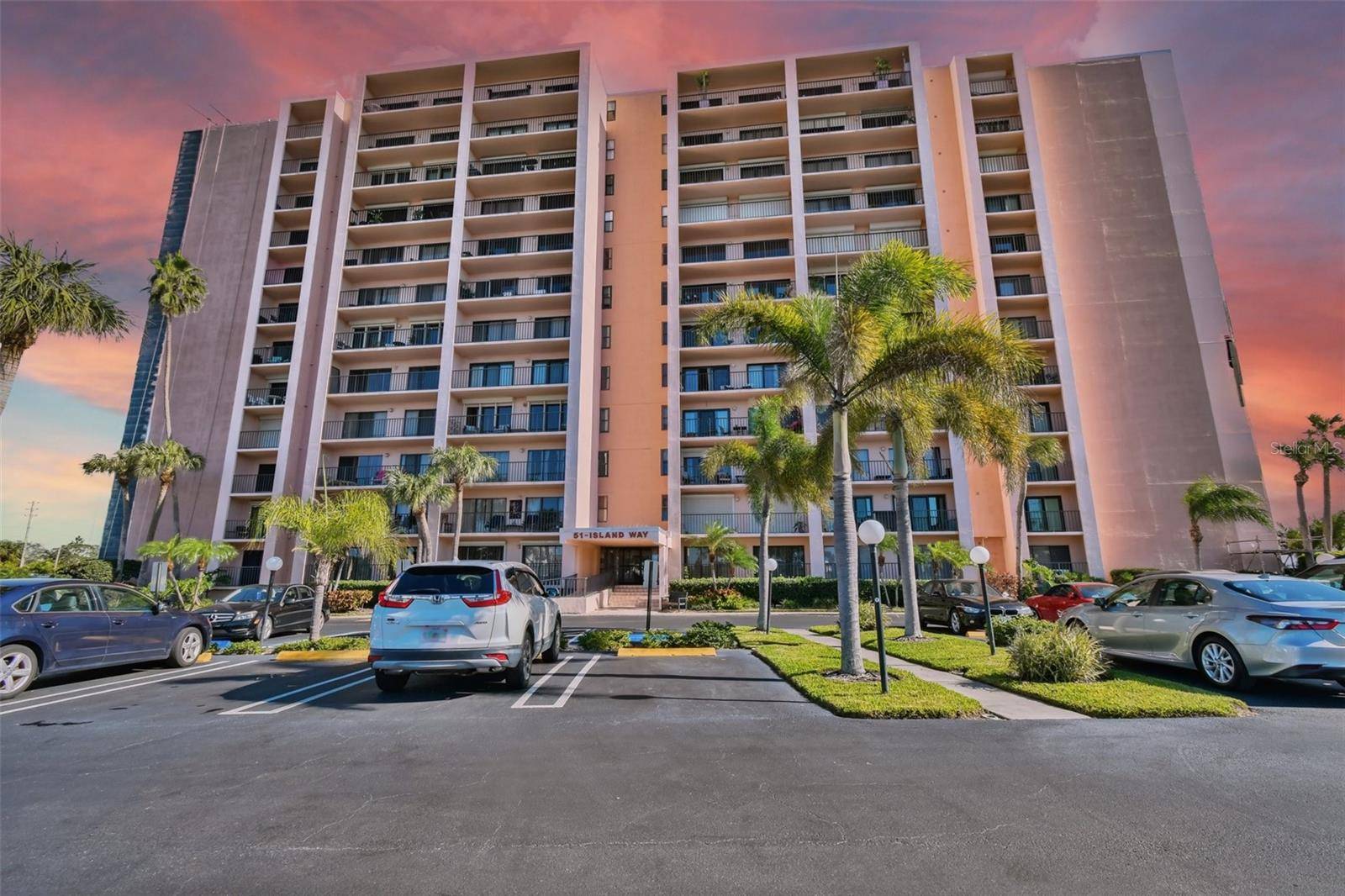 Clearwater Beach, FL 33767,51 ISLAND WAY #906