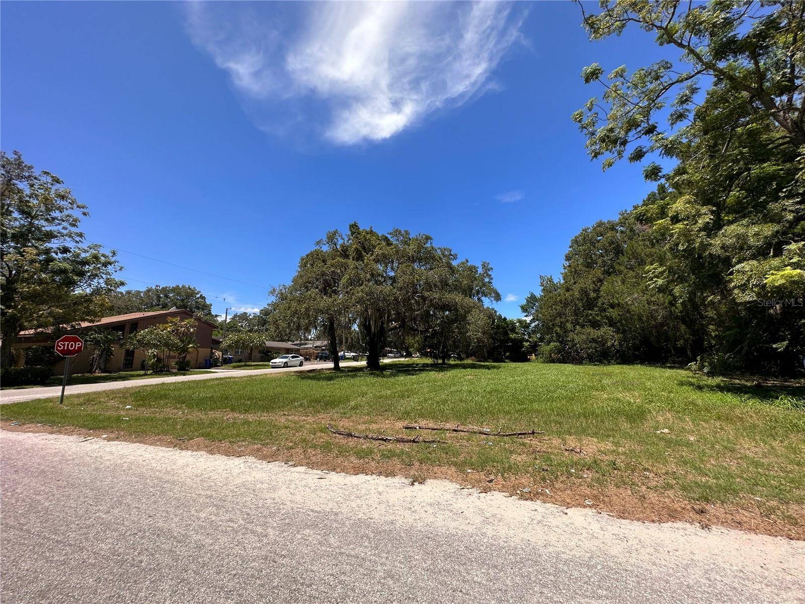 Thonotosassa, FL 33592,9400 EASTFIELD RD