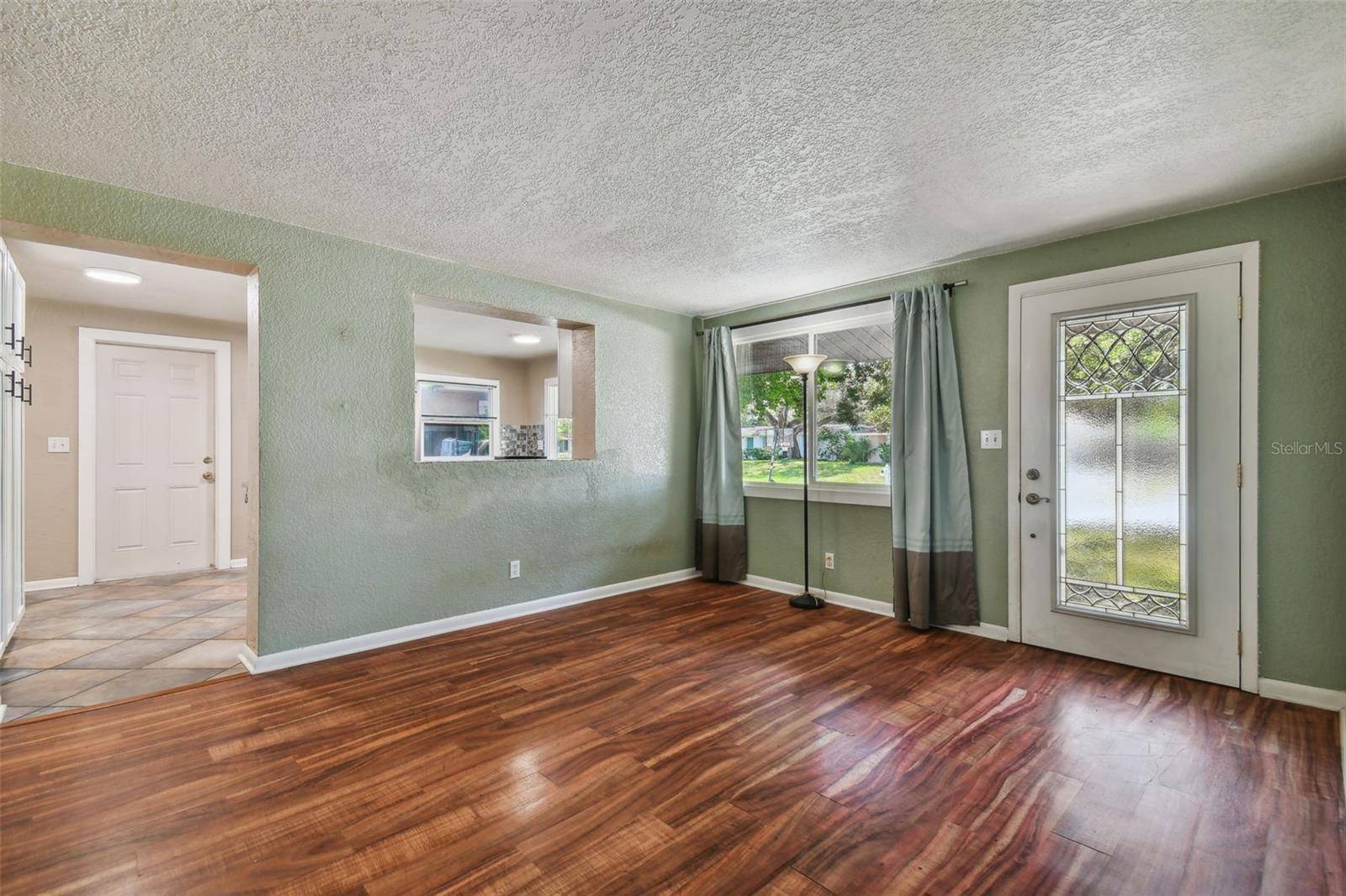 Largo, FL 33773,8995 DREAM WAY