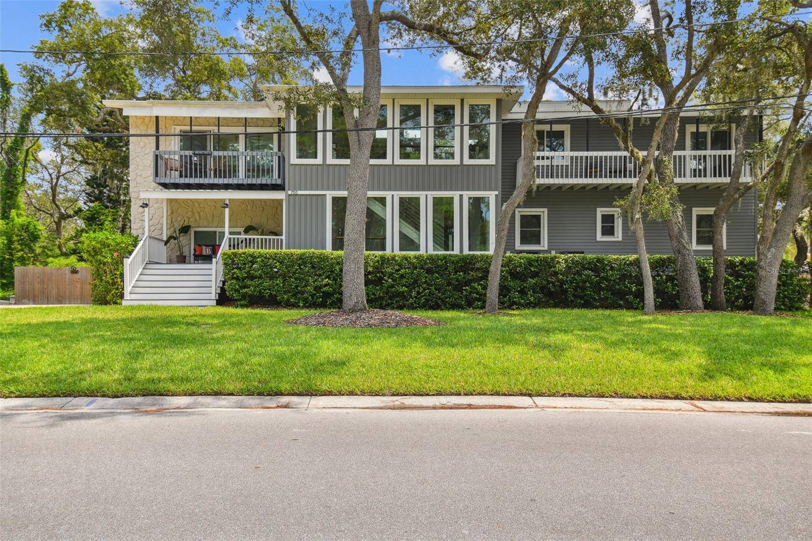 Crystal Beach, FL 34681,700 SEAVIEW DR