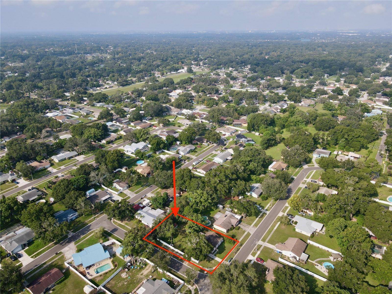 Seffner, FL 33584,2049 RONALD CIR