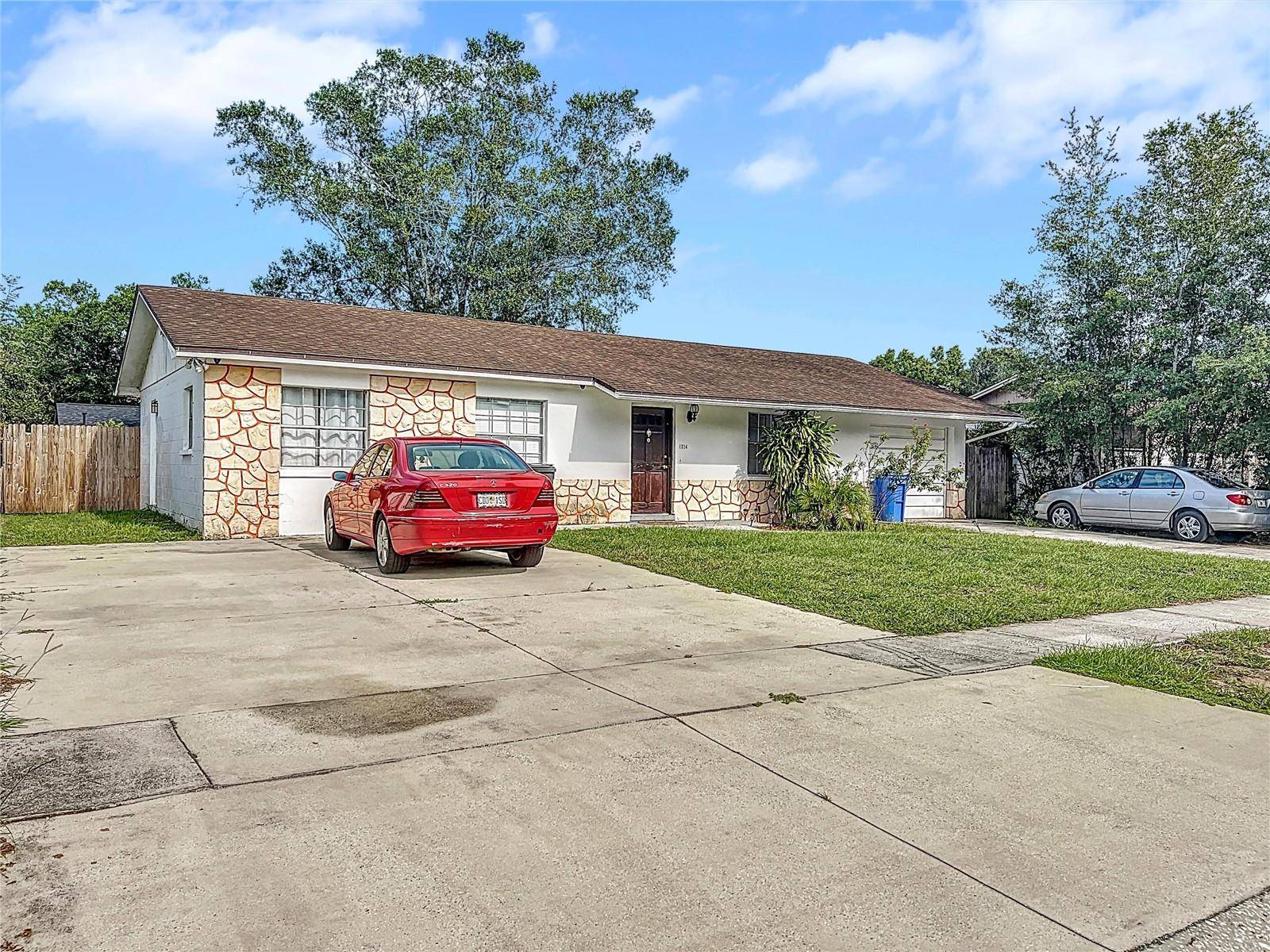 Brandon, FL 33510,1214 WINDSOR CIR