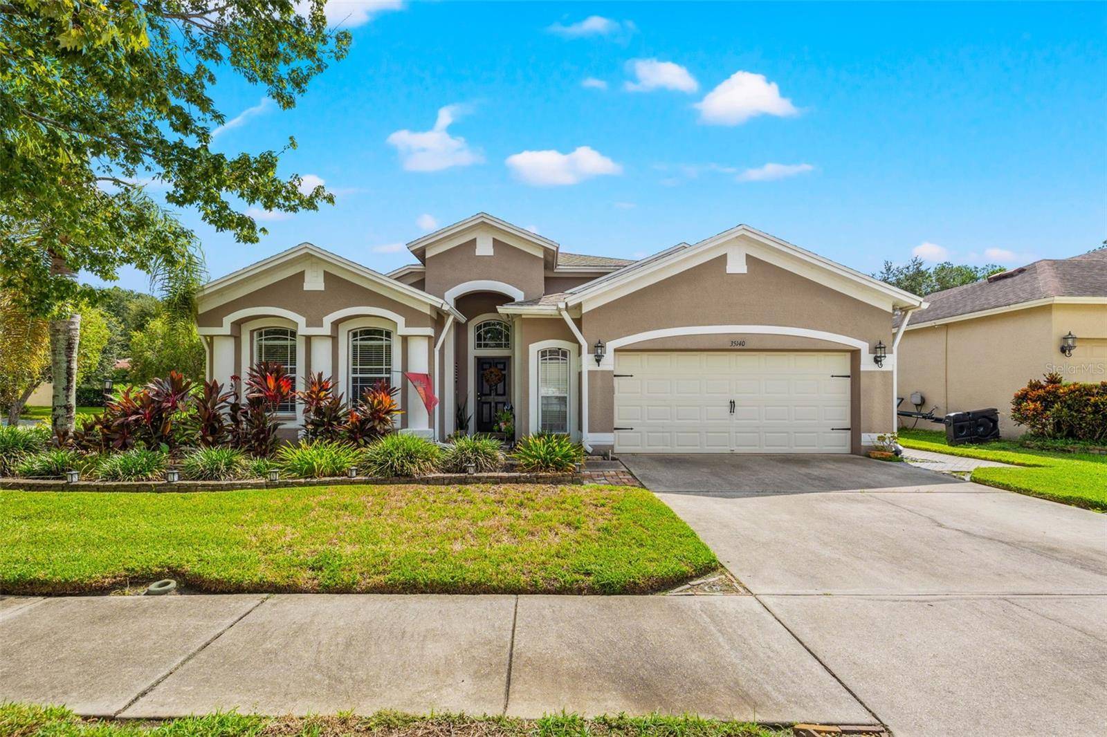 Zephyrhills, FL 33541,35140 DEERFIELD OAKS DR