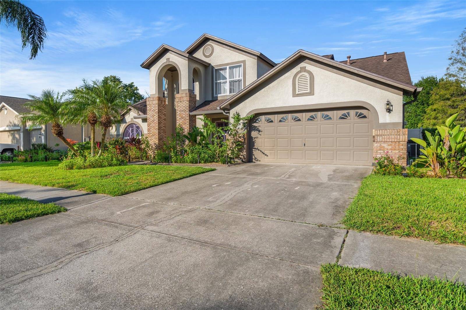 Wesley Chapel, FL 33543,1352 DISTANT OAKS DR