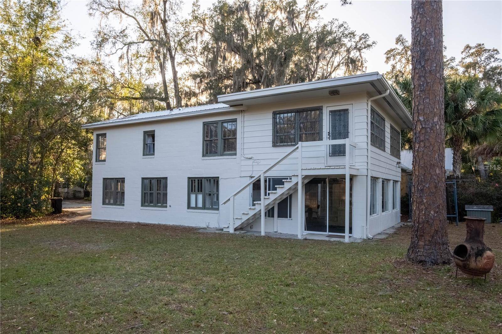 Gainesville, FL 32601,710 NE 11TH AVE