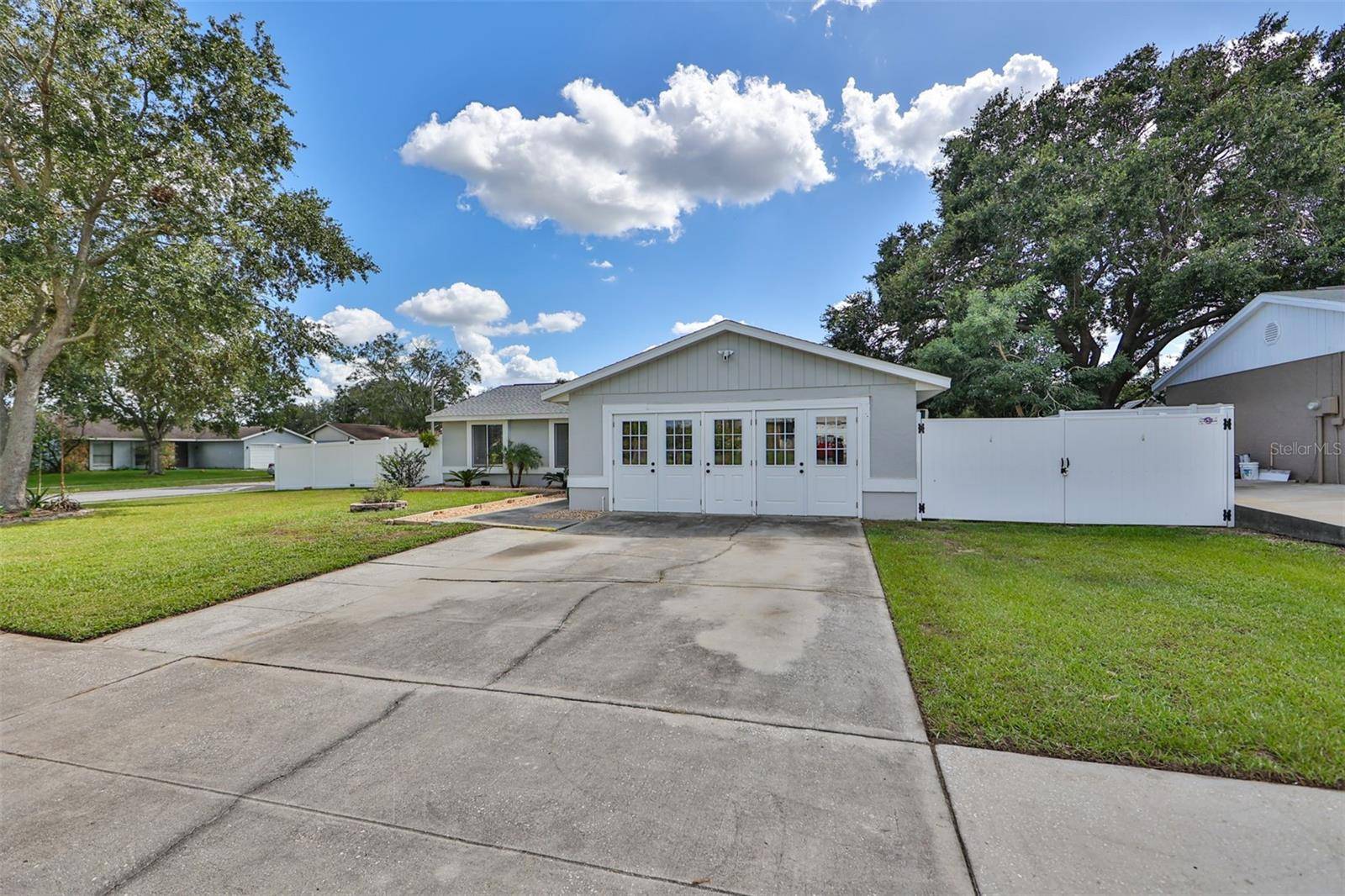 Valrico, FL 33594,1520 PINEY BRANCH CIR