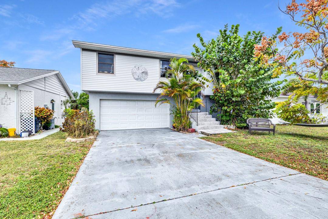 Redington Shores, FL 33708,138 WALL ST