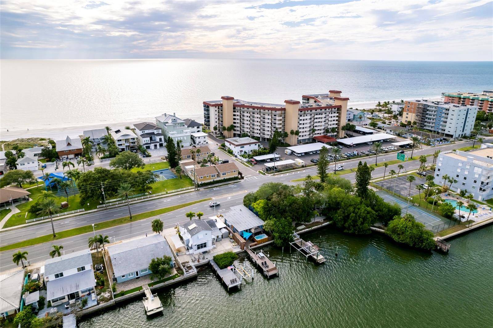 Redington Shores, FL 33708,18219 GULF BLVD