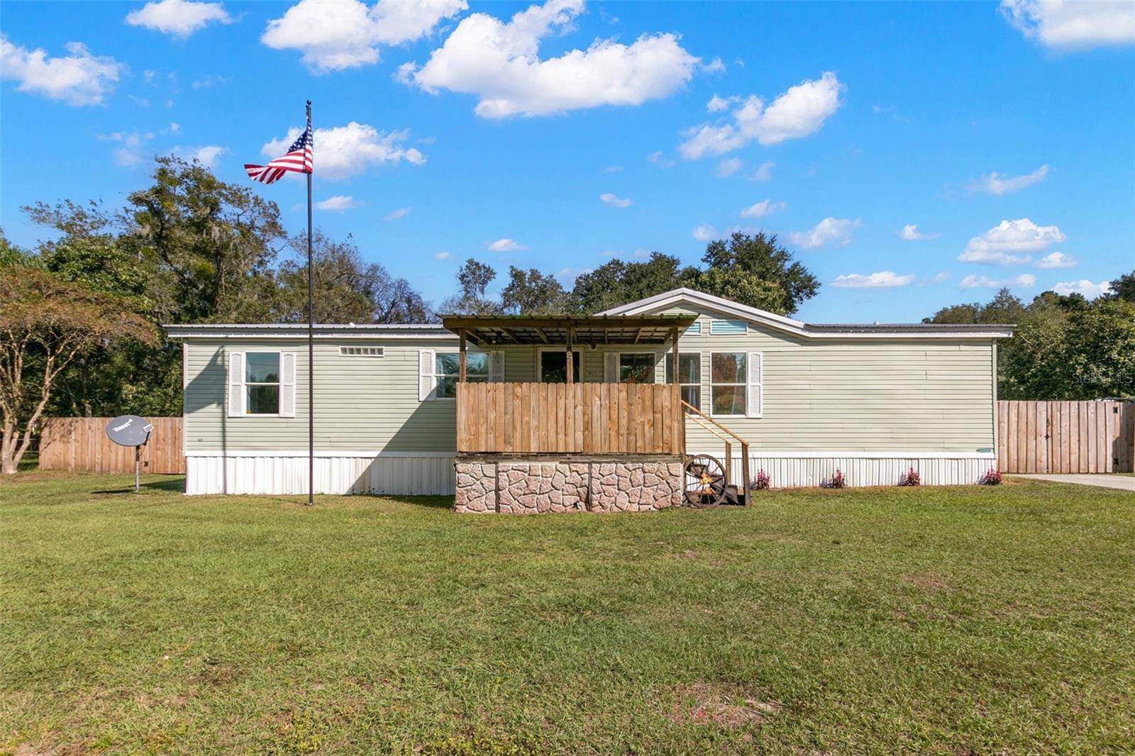 Lithia, FL 33547,10625 LITHIA PINECREST RD