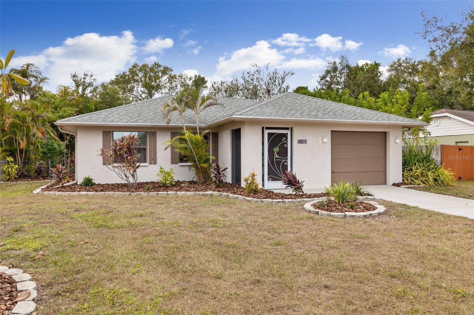 Sarasota, FL 34232,1027 DEER HOLLOW WAY