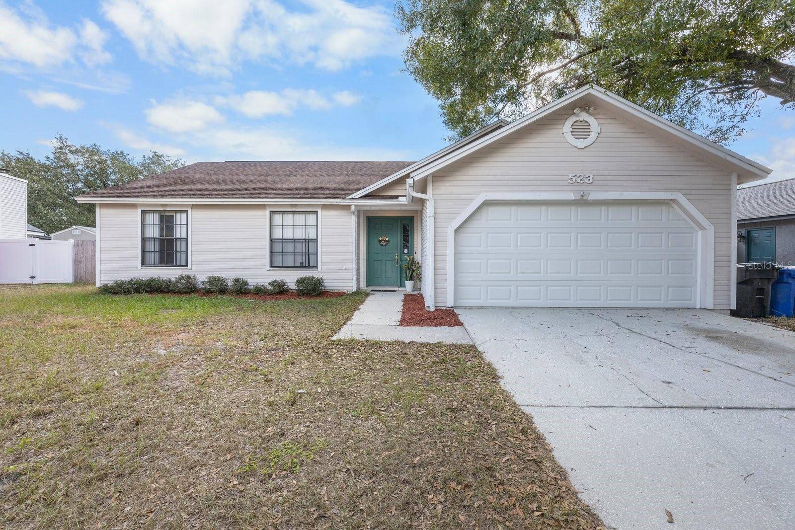 Brandon, FL 33511,523 SWEETLEAF DR