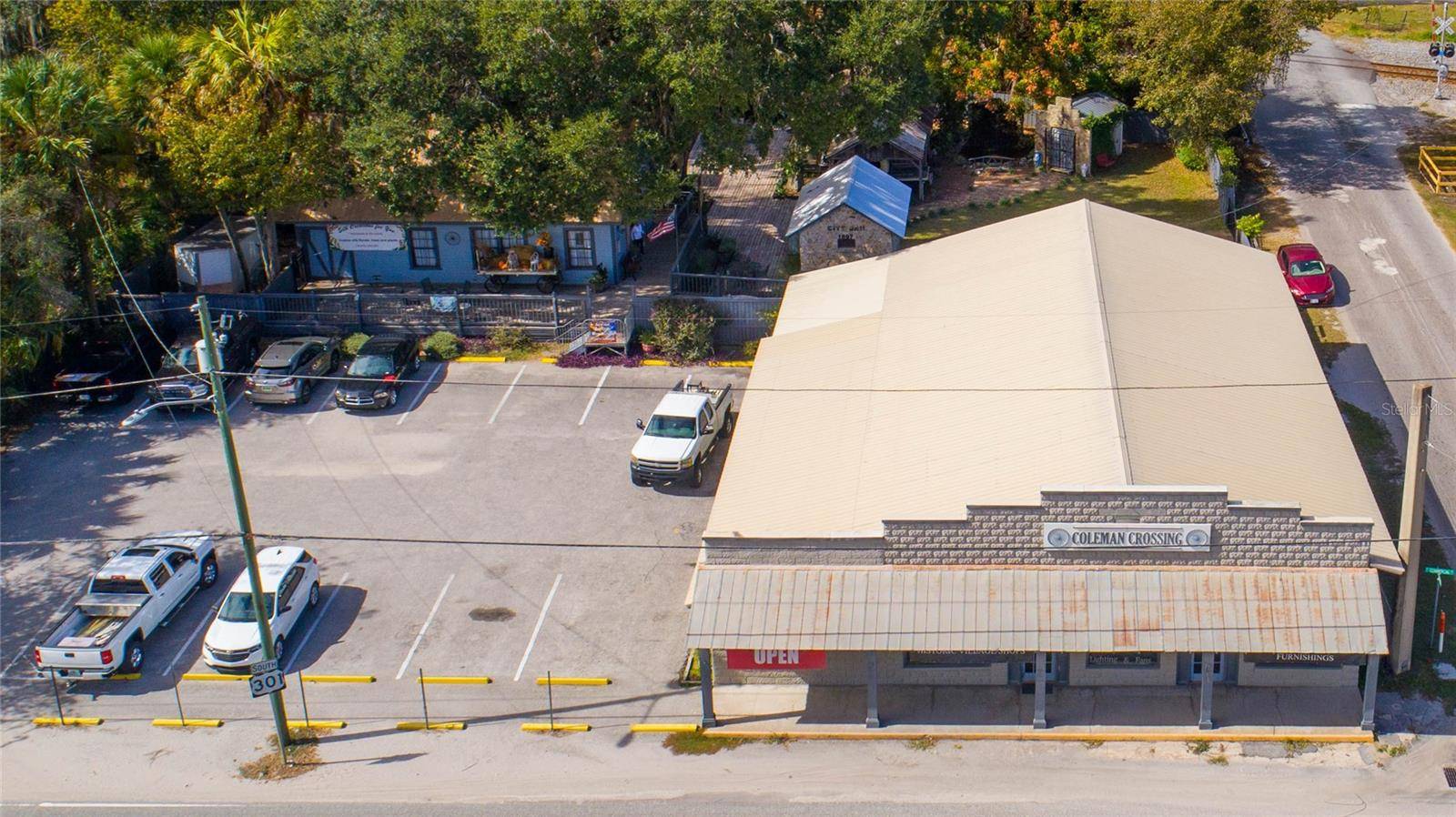 Coleman, FL 33521,100 S COMMERCIAL ST