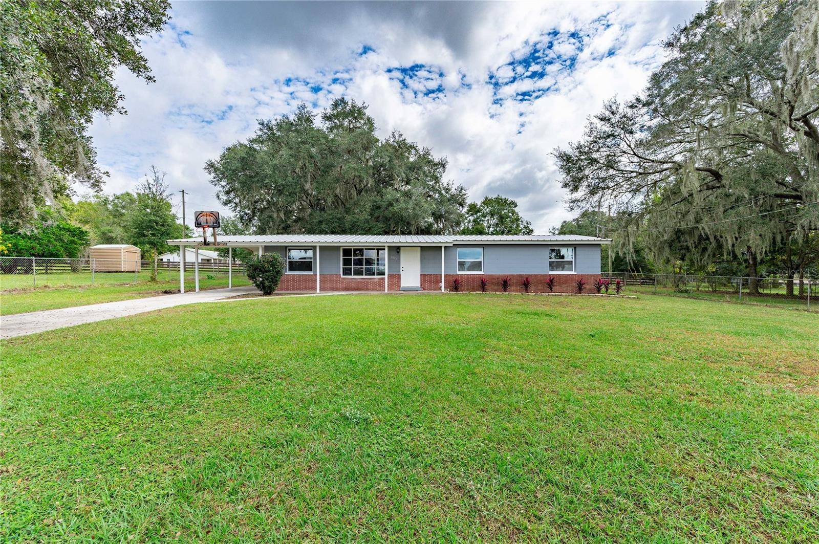 Wesley Chapel, FL 33545,9922 CURLEY RD