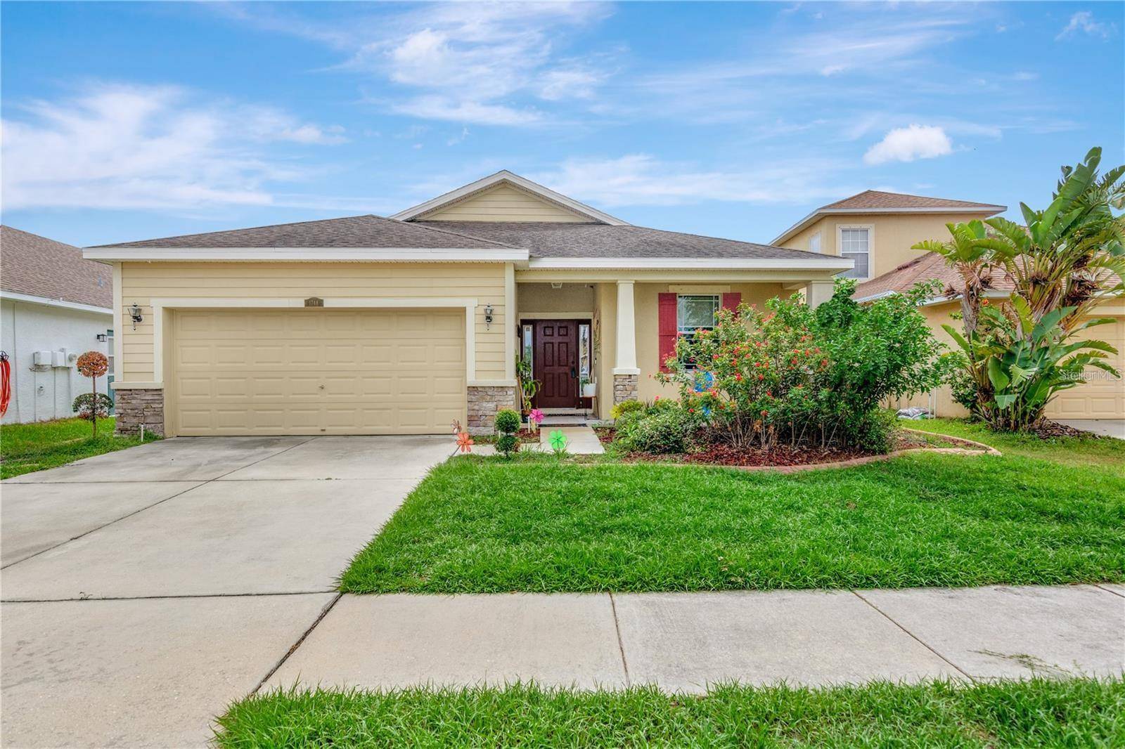 Ruskin, FL 33570,1748 BONITA BLUFF CT