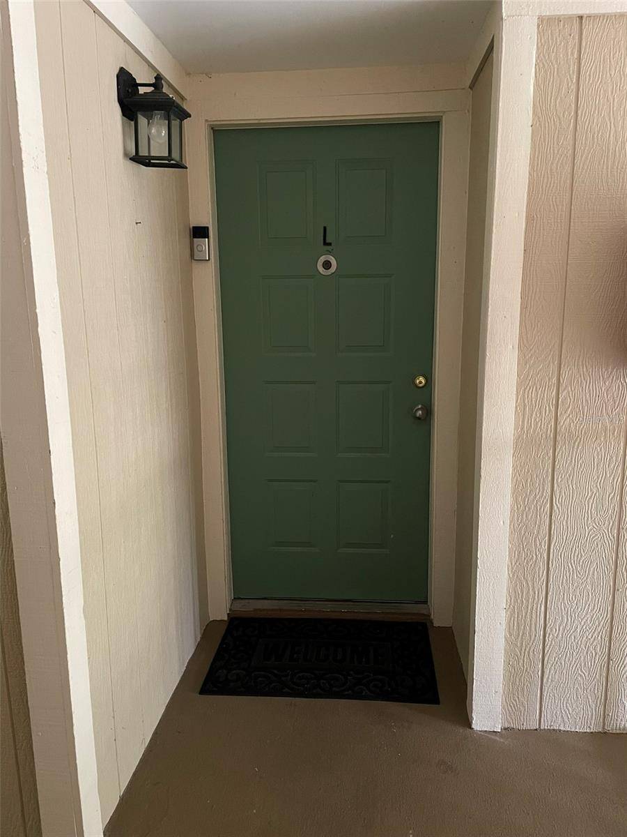 Temple Terrace, FL 33617,6010 LAKETREE LN #L