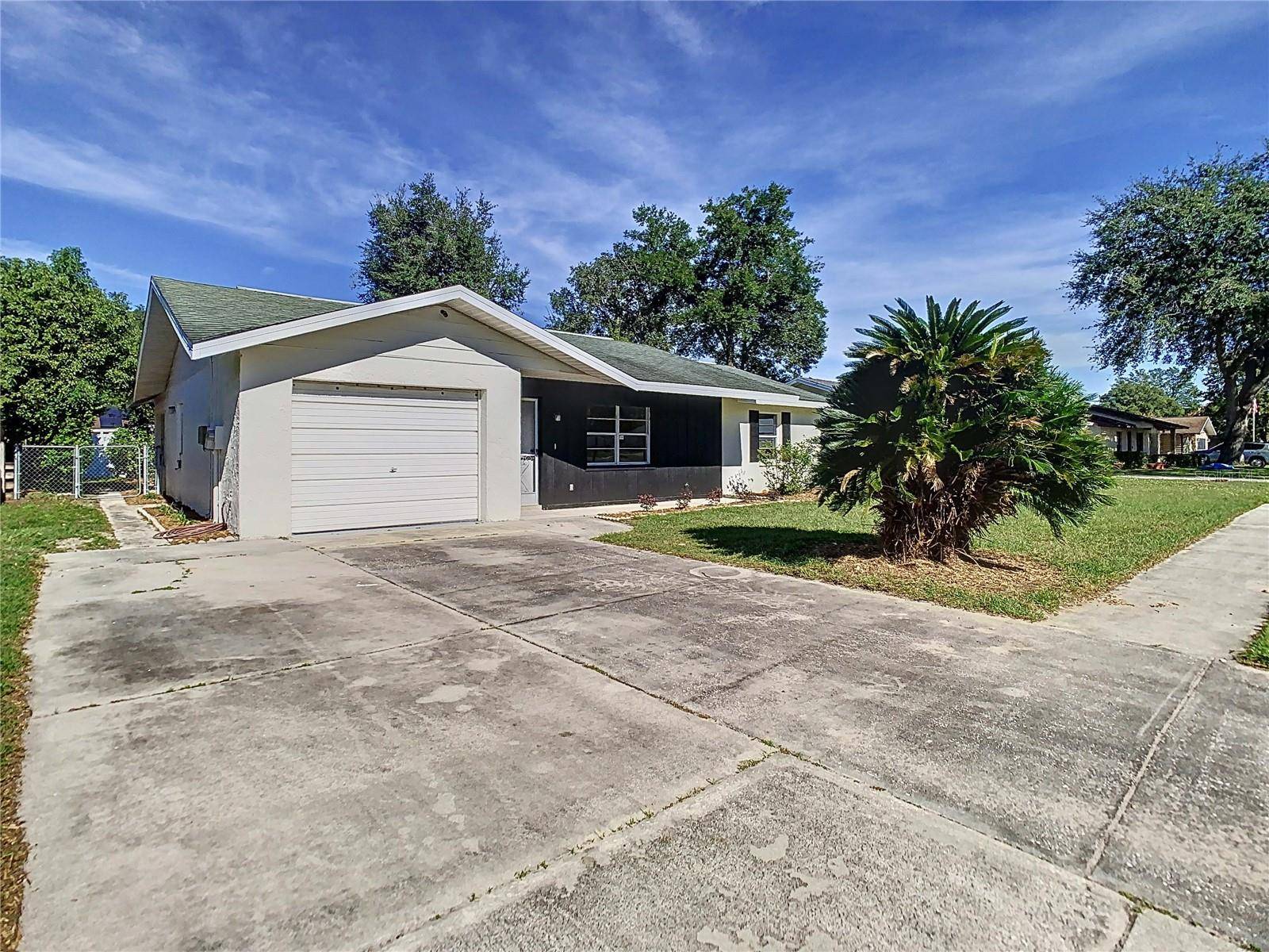 Zephyrhills, FL 33542,39321 8TH AVE