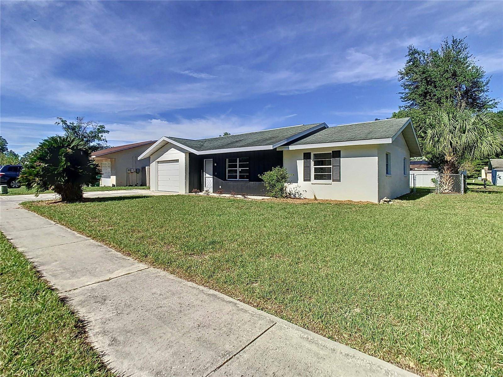 Zephyrhills, FL 33542,39321 8TH AVE