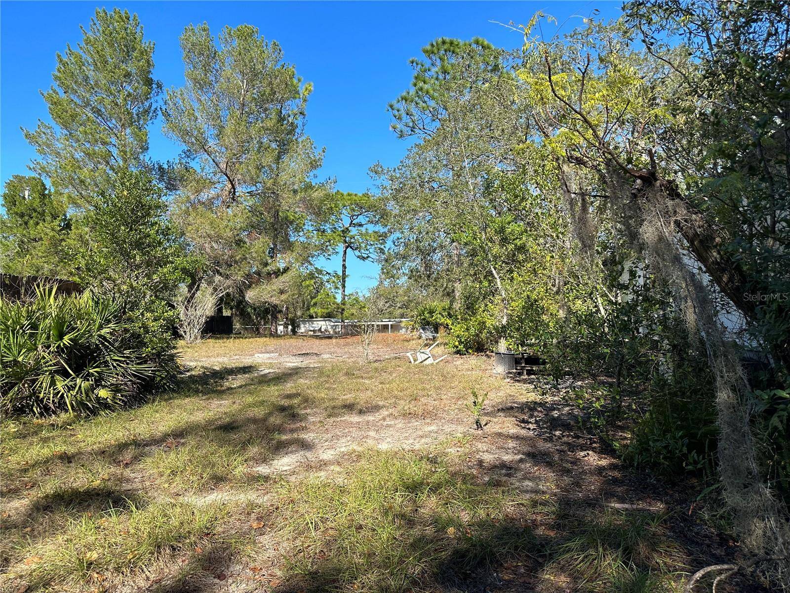 Weeki Wachee, FL 34613,9850 LAKE DR