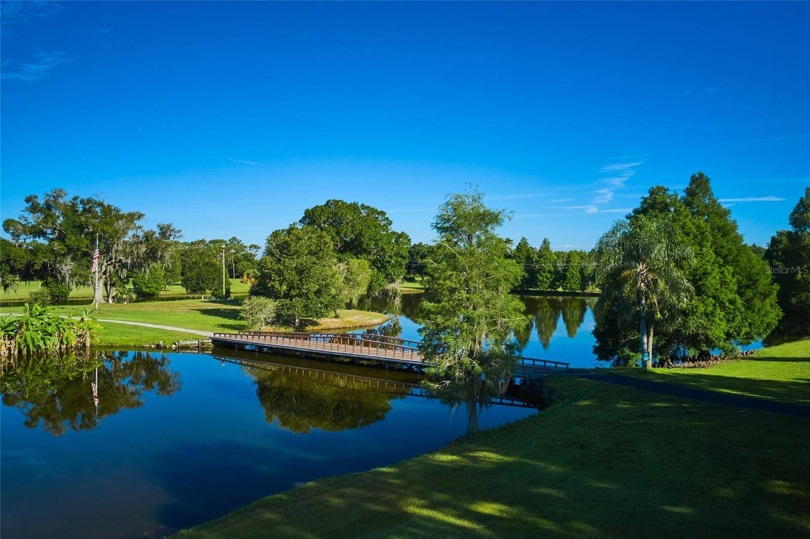 Indian Lake Estates, FL 33855,613 ALBA DR