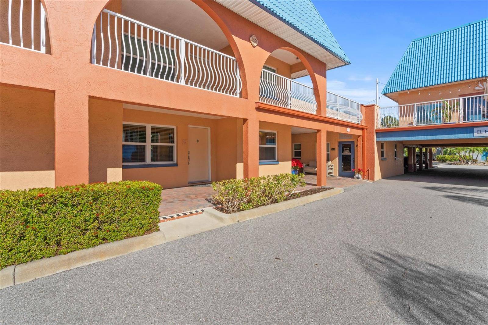 North Redington Beach, FL 33708,17035 GULF BLVD #103