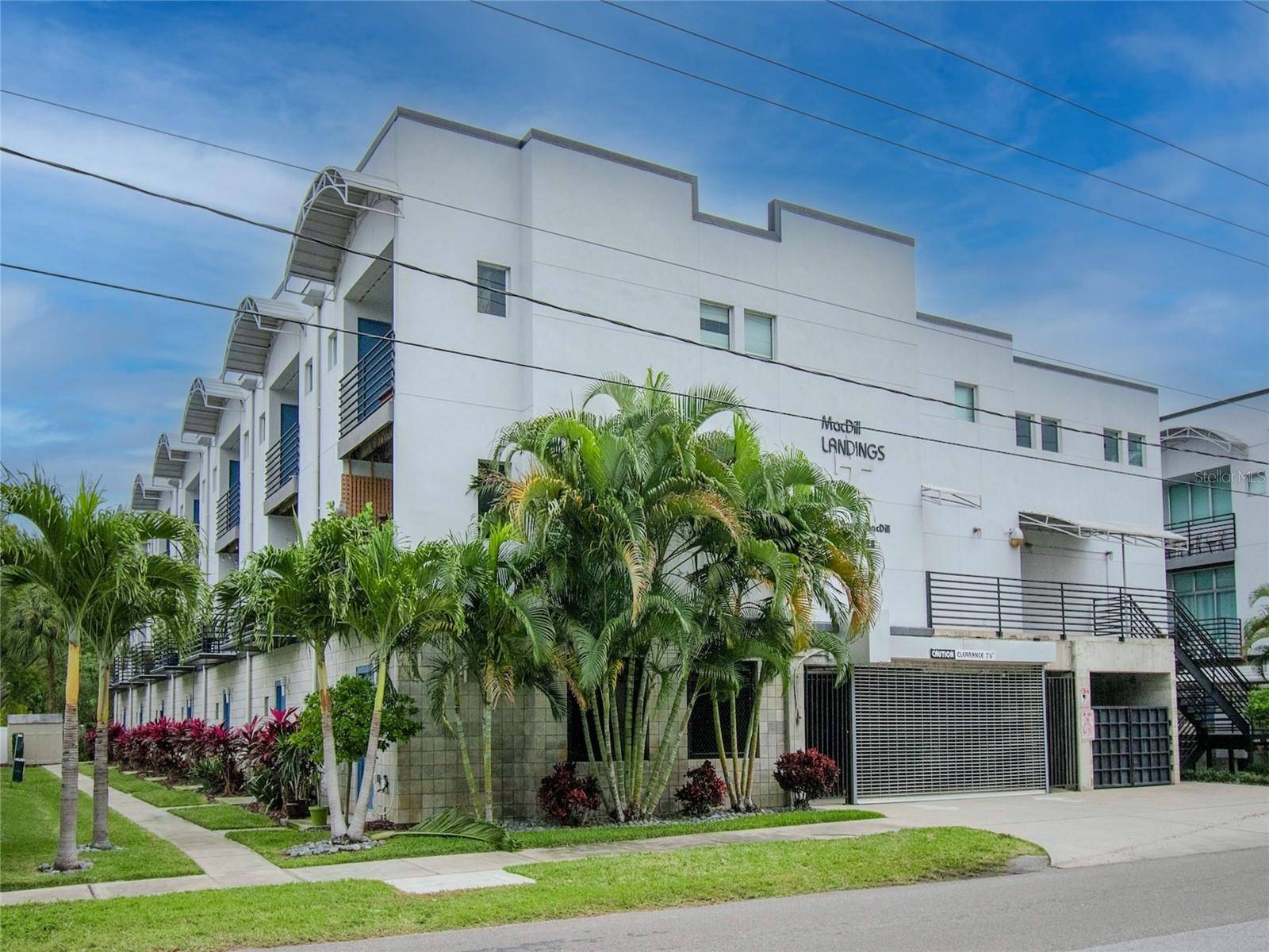 Tampa, FL 33611,5008 S MACDILL AVE #23