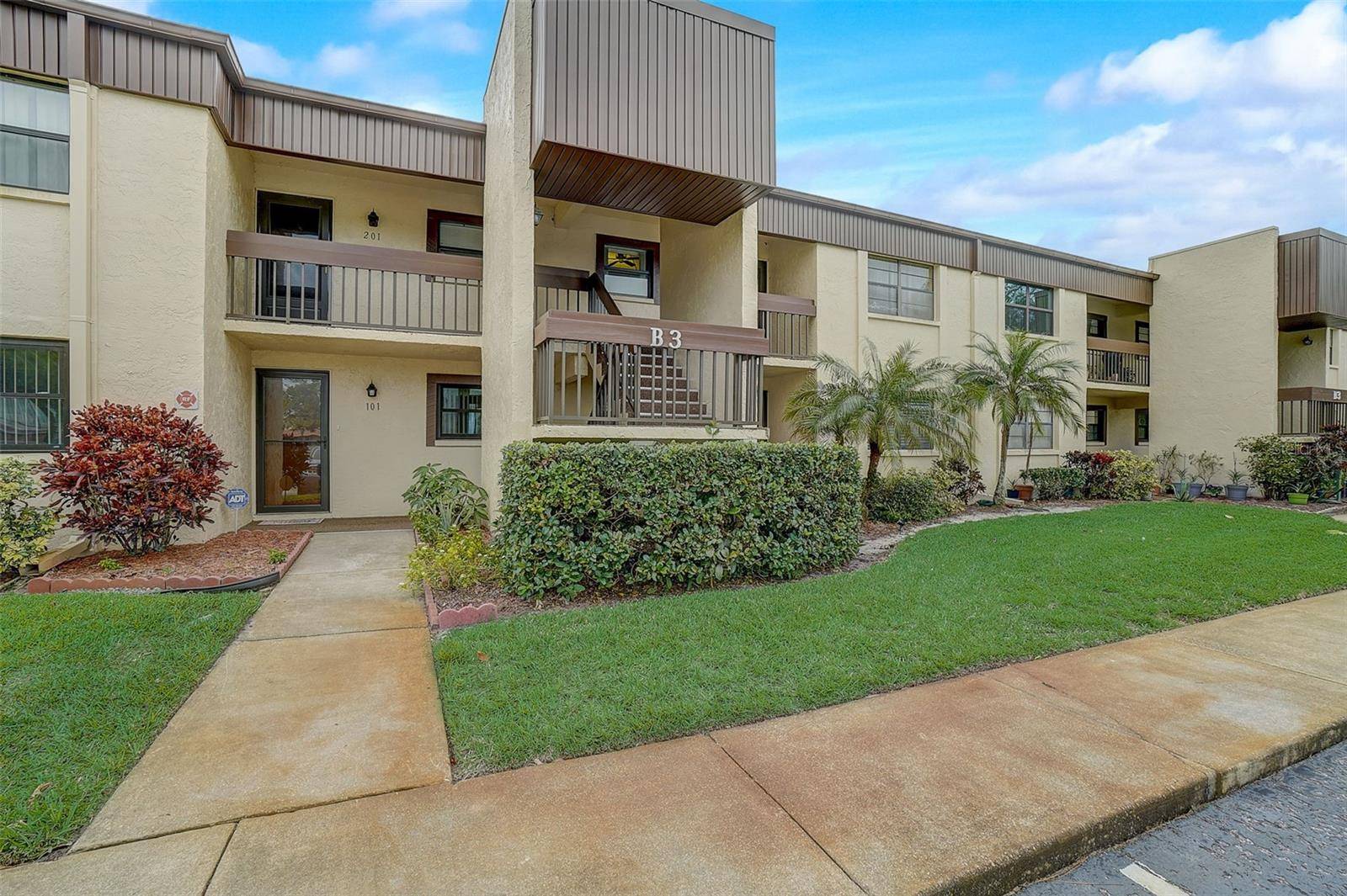 Clearwater, FL 33761,2400 WINDING CREEK BLVD #3-202