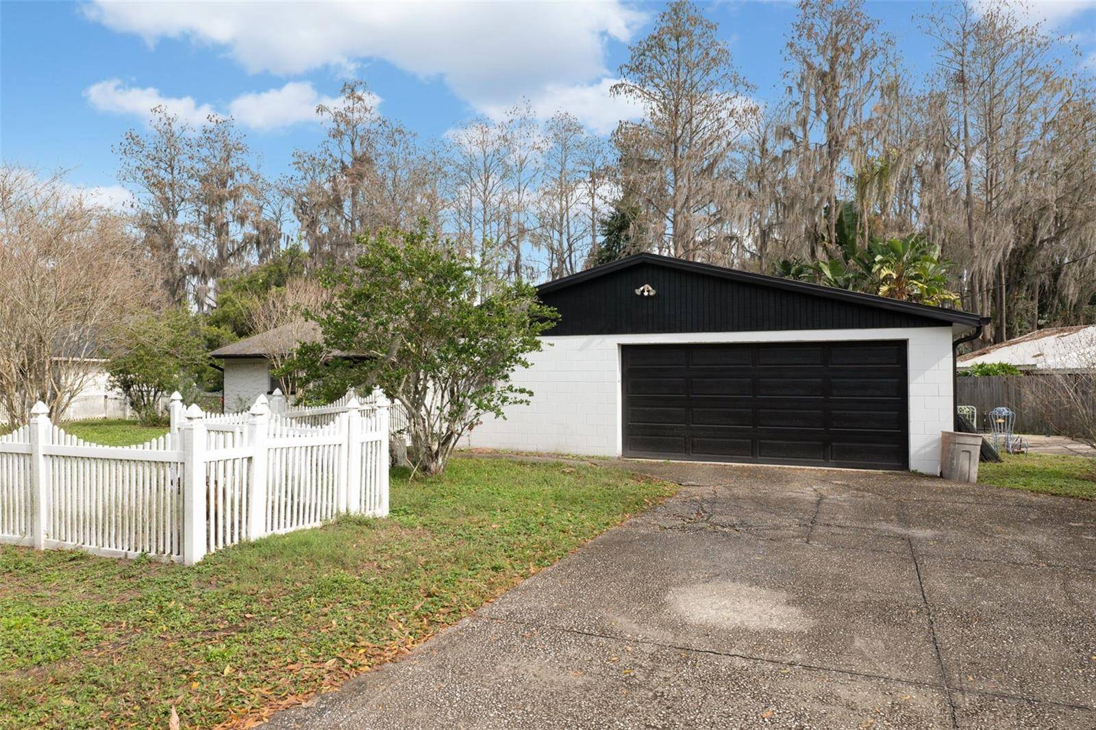 Lutz, FL 33548,2715 WILSON CIR