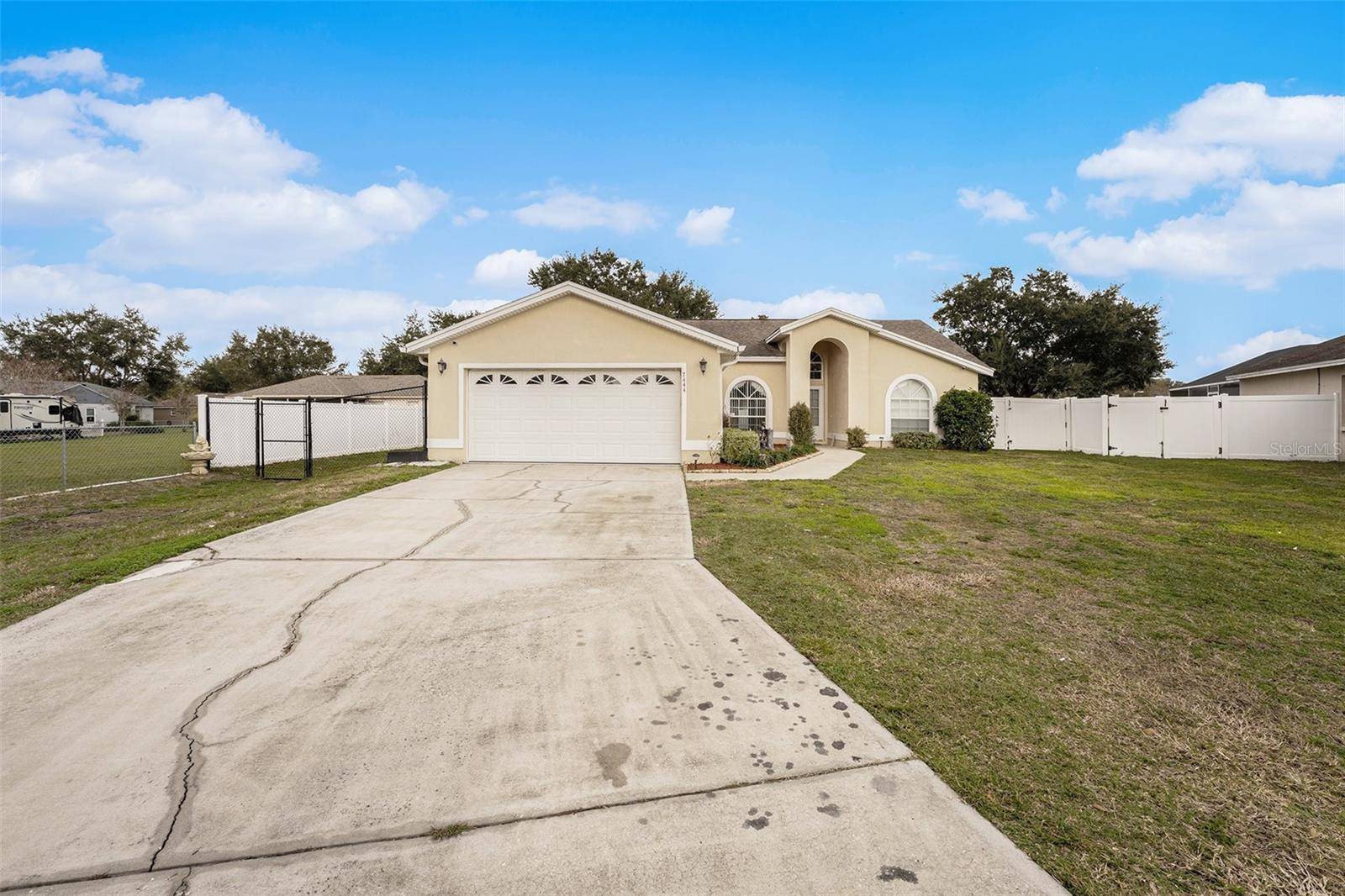 Lakeland, FL 33810,7444 PARADISE COVE PL