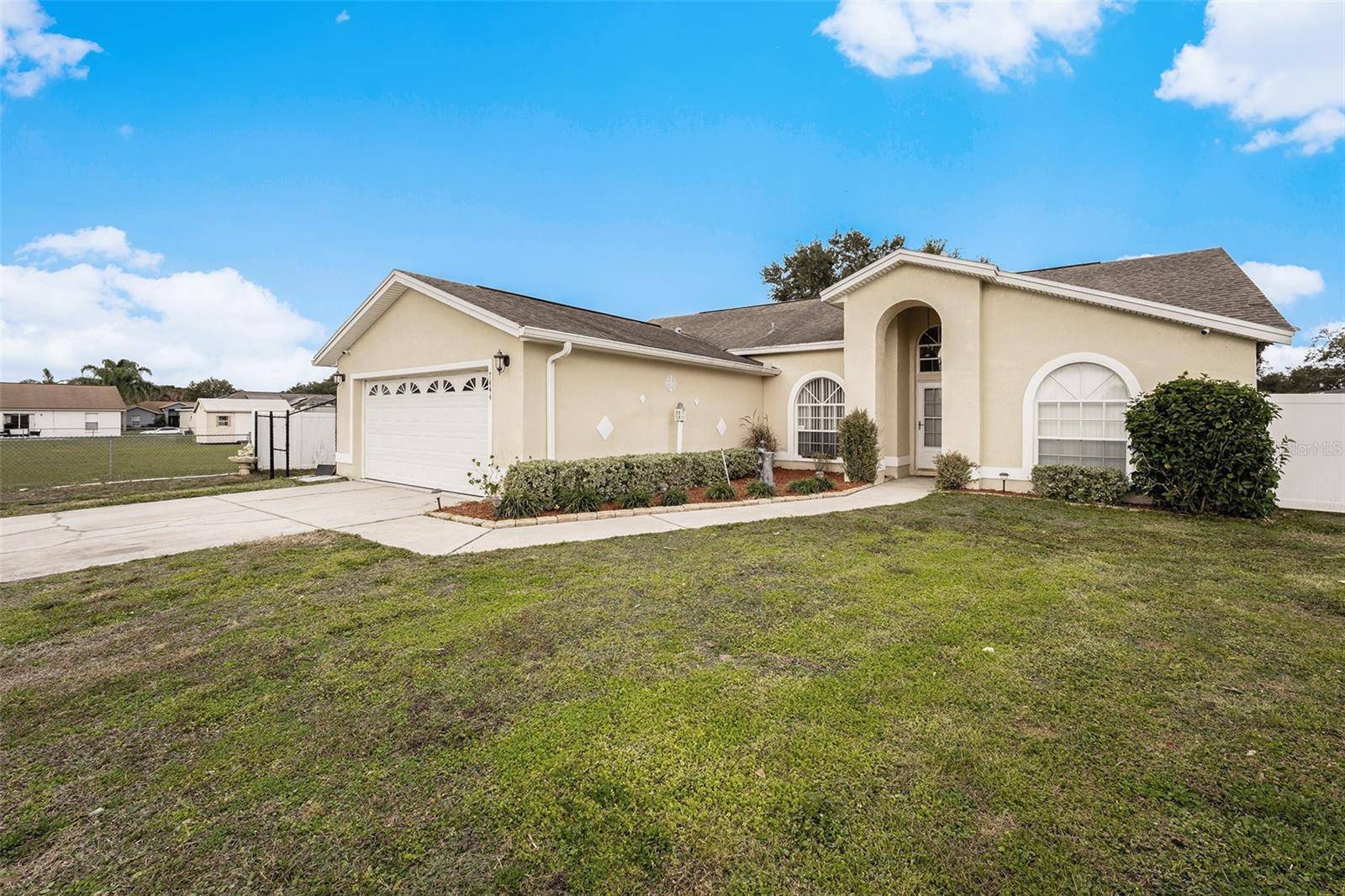 Lakeland, FL 33810,7444 PARADISE COVE PL