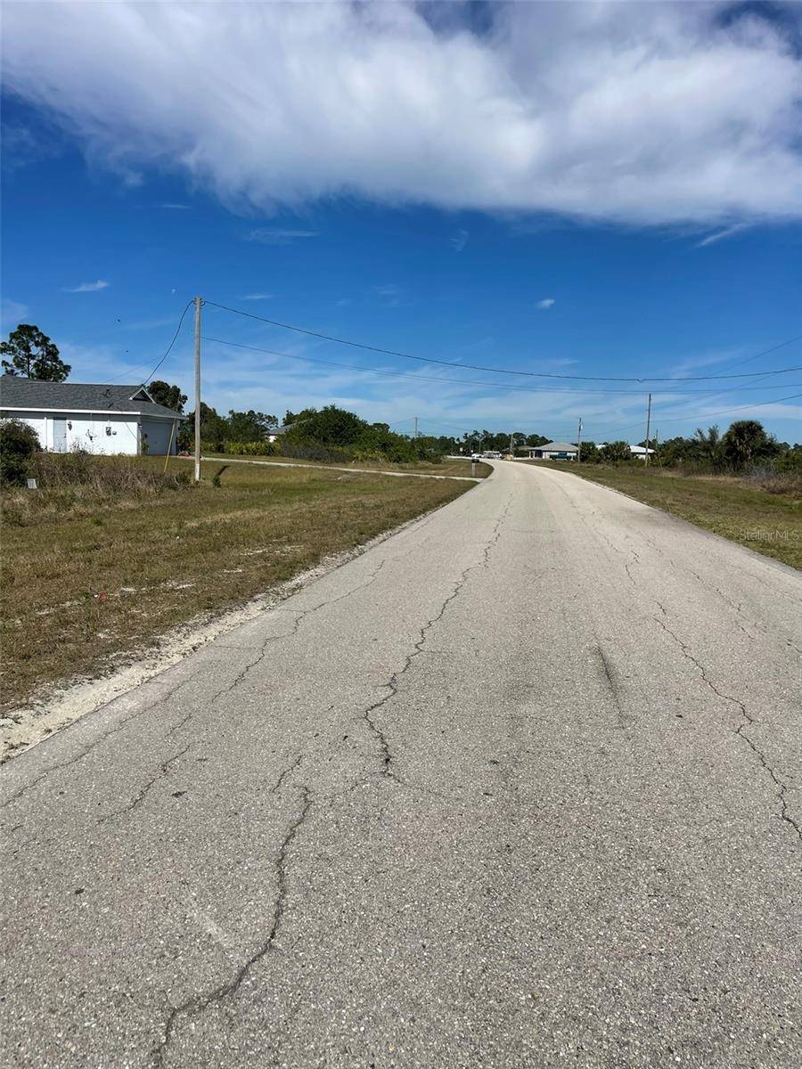 Lehigh Acres, FL 33974,1034 EISENHOWER BLVD