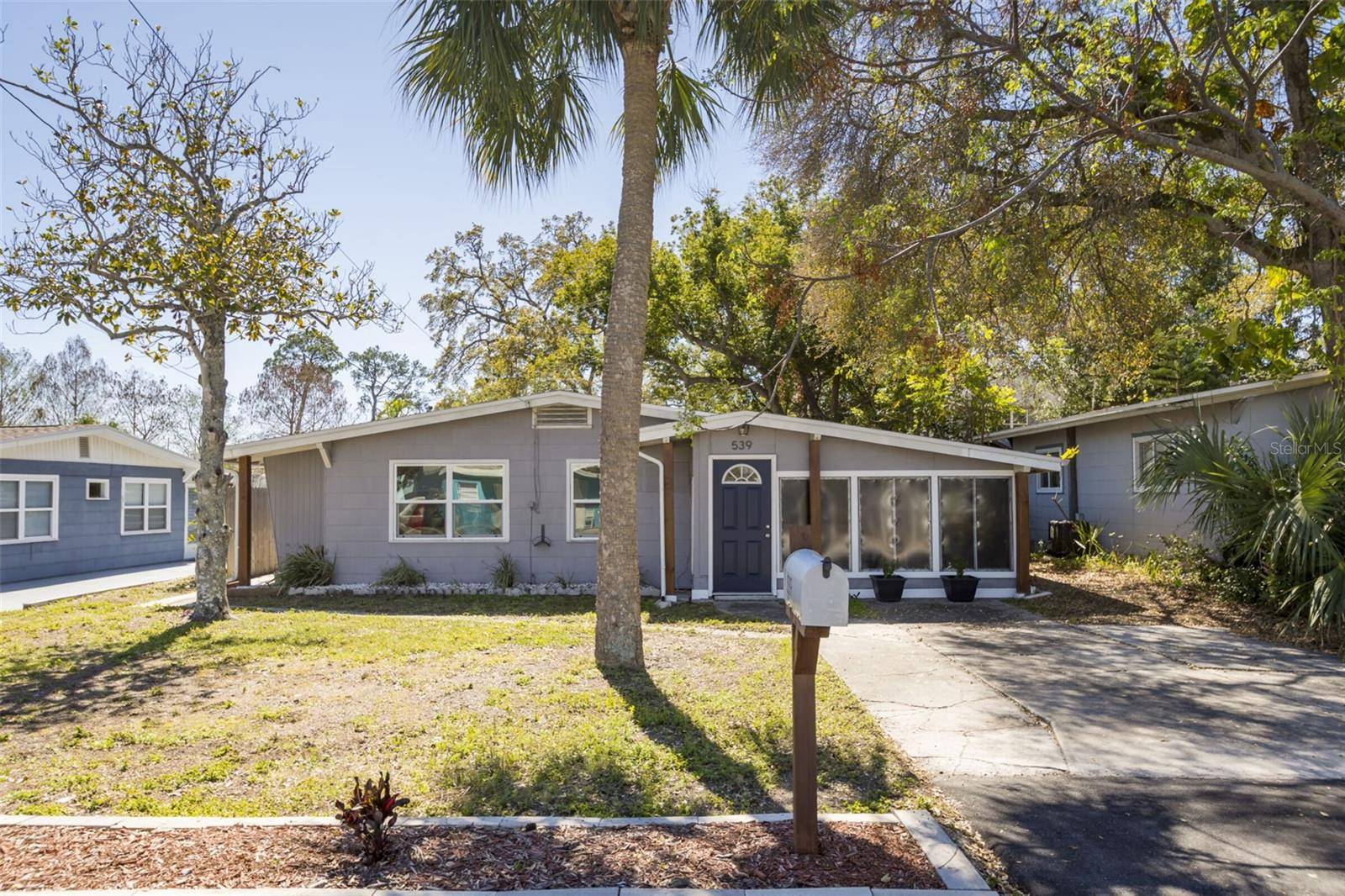 Dunedin, FL 34698,539 BAY ST