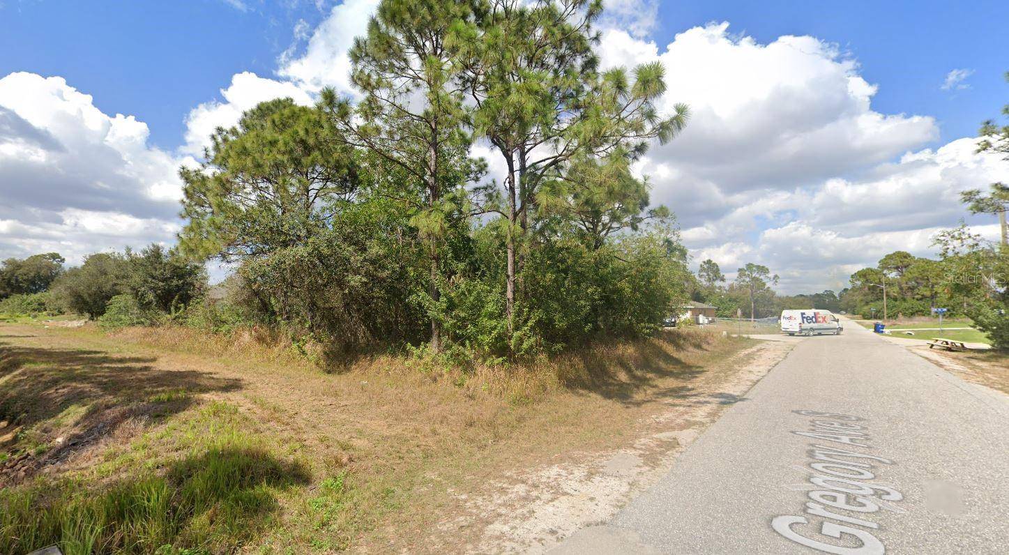 Lehigh Acres, FL 33973,4701-4703 28TH ST SW