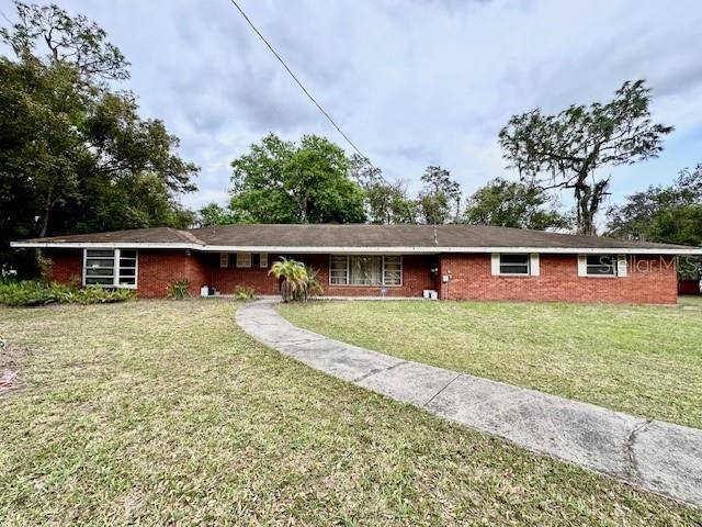 Zephyrhills, FL 33541,4906 RYALS RD