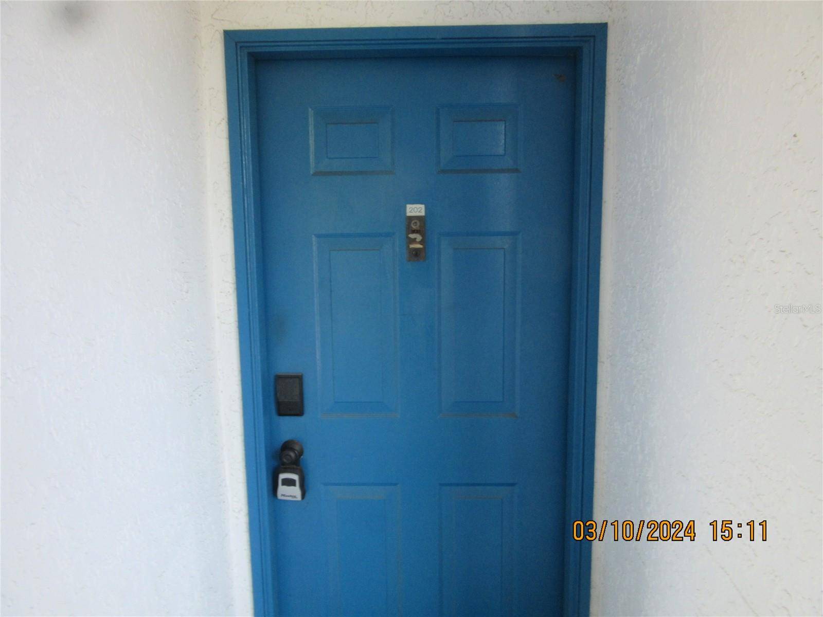 Tampa, FL 33607,2424 W TAMPA BAY BLVD #L202