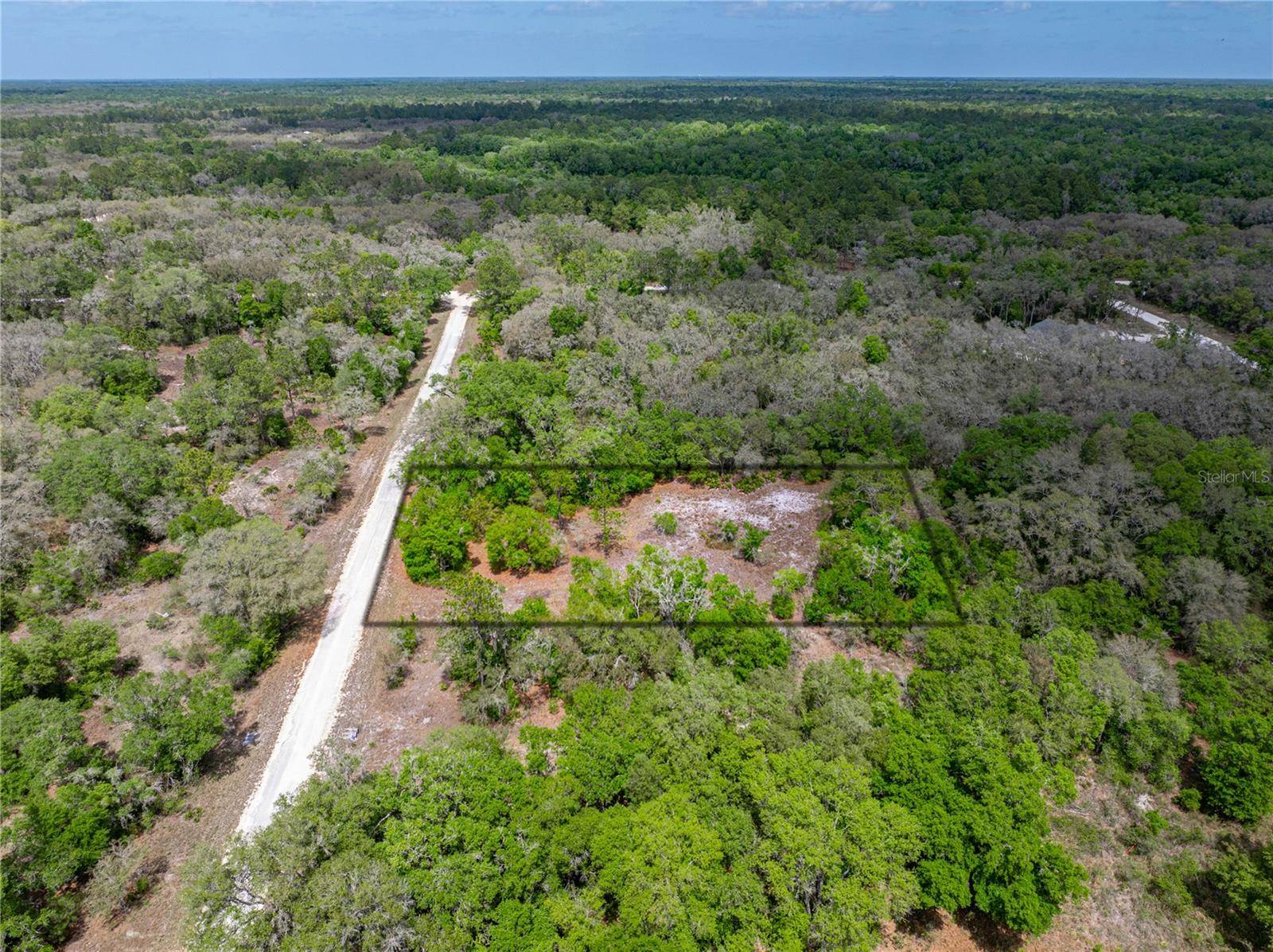 Webster, FL 33597,0 BEDROCK DR