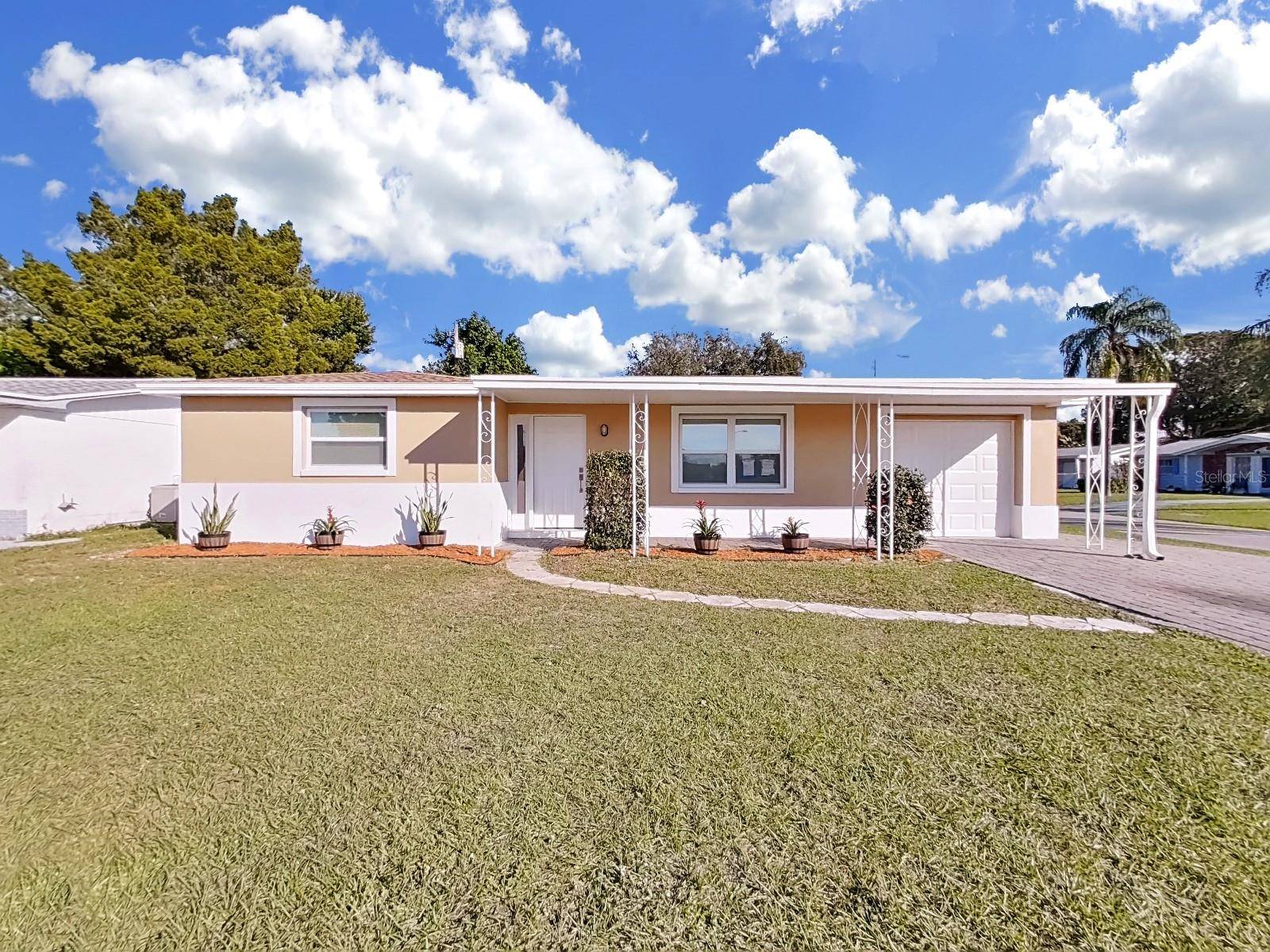 New Port Richey, FL 34652,3744 CARRON ST