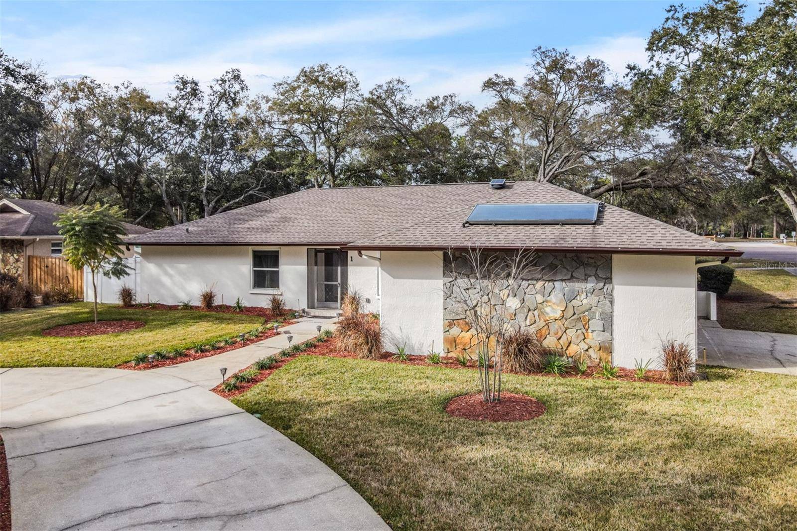 Safety Harbor, FL 34695,1 FERNERY LN