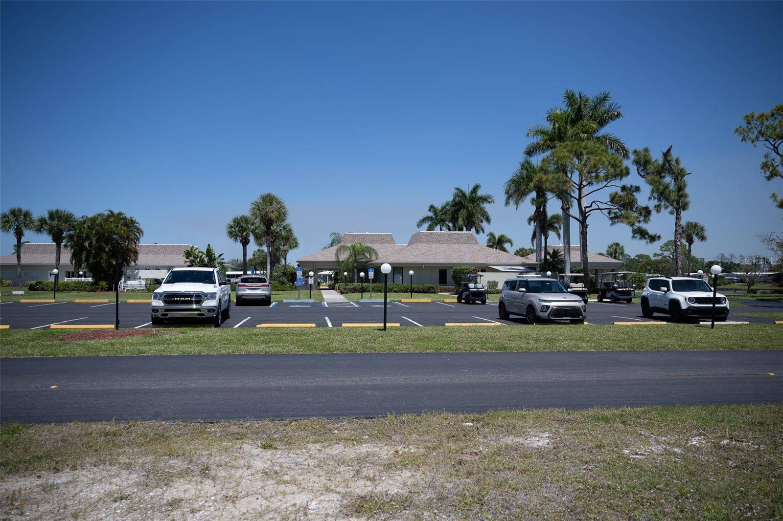 North Port, FL 34287,307 ROBALO