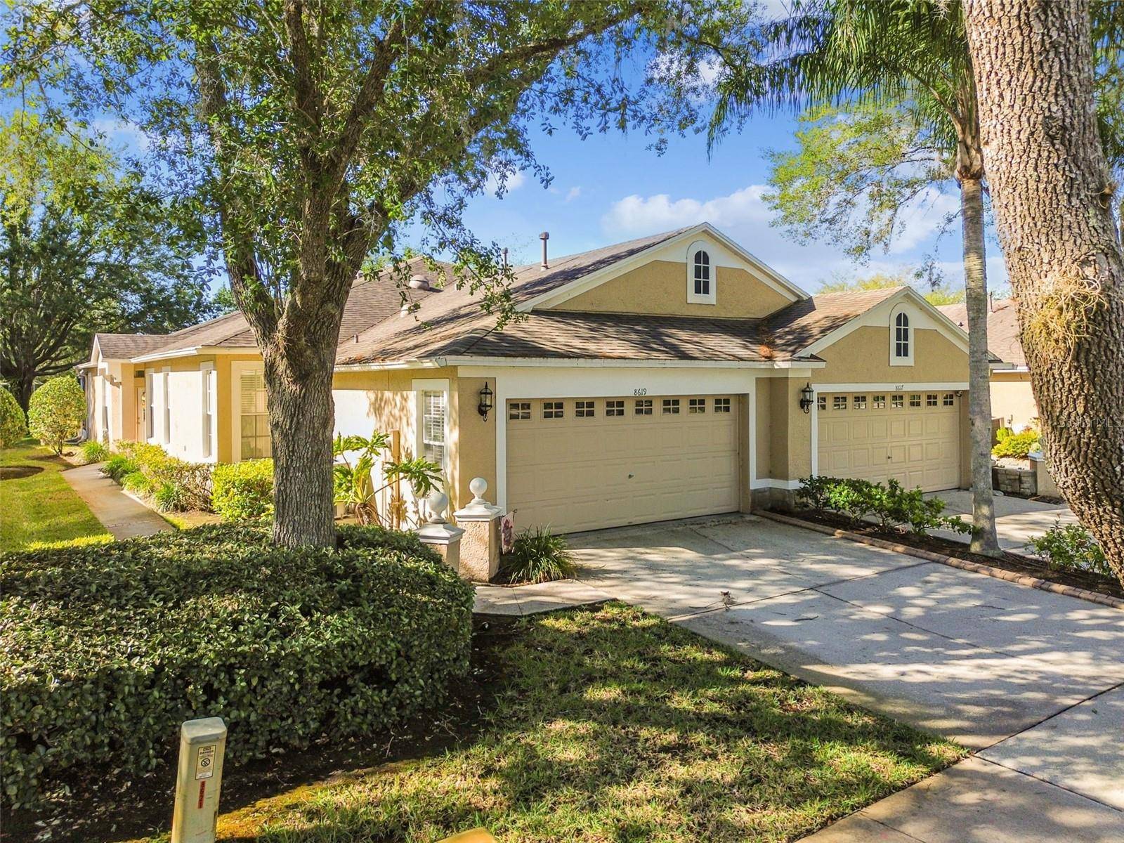 Tampa, FL 33647,8619 SNOWY OWL WAY
