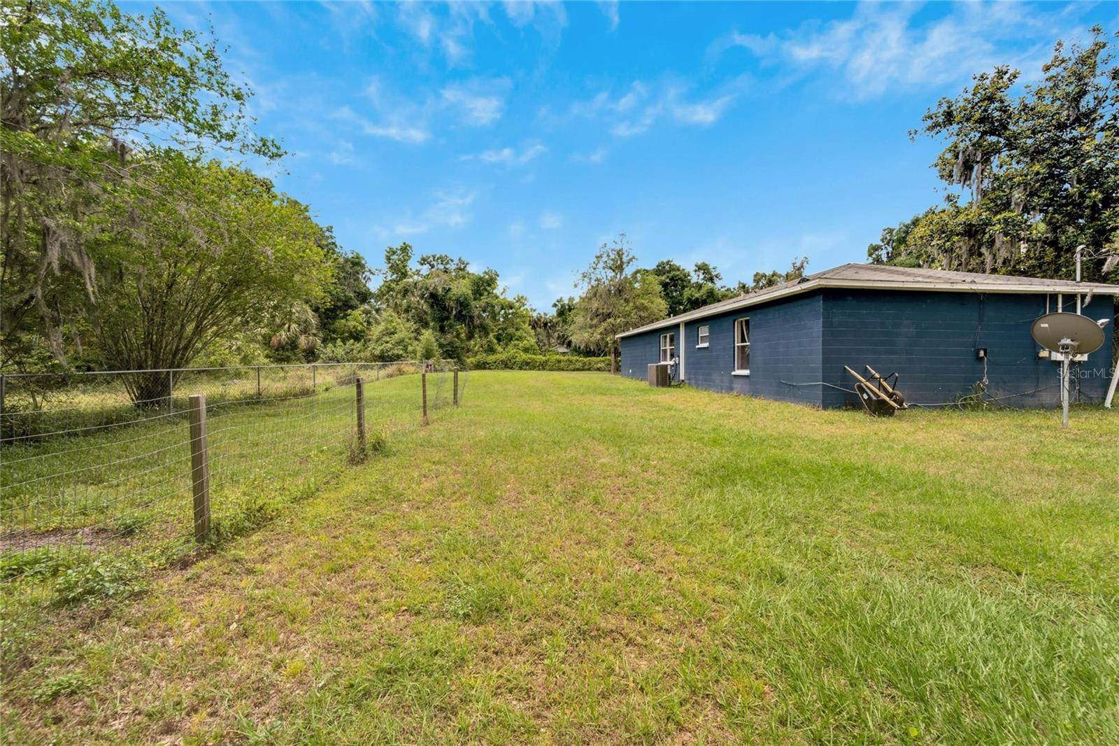 Lithia, FL 33547,1716 E KEYSVILLE RD