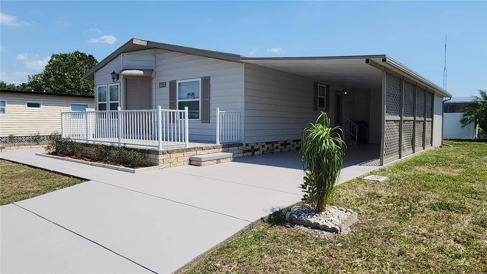 Bradenton, FL 34203,5316 53RD AVE E #F44